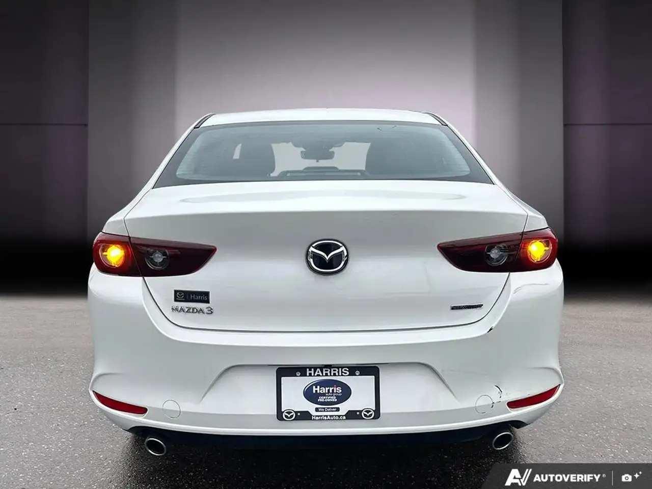 Mazda 3 снимка Mazda 3