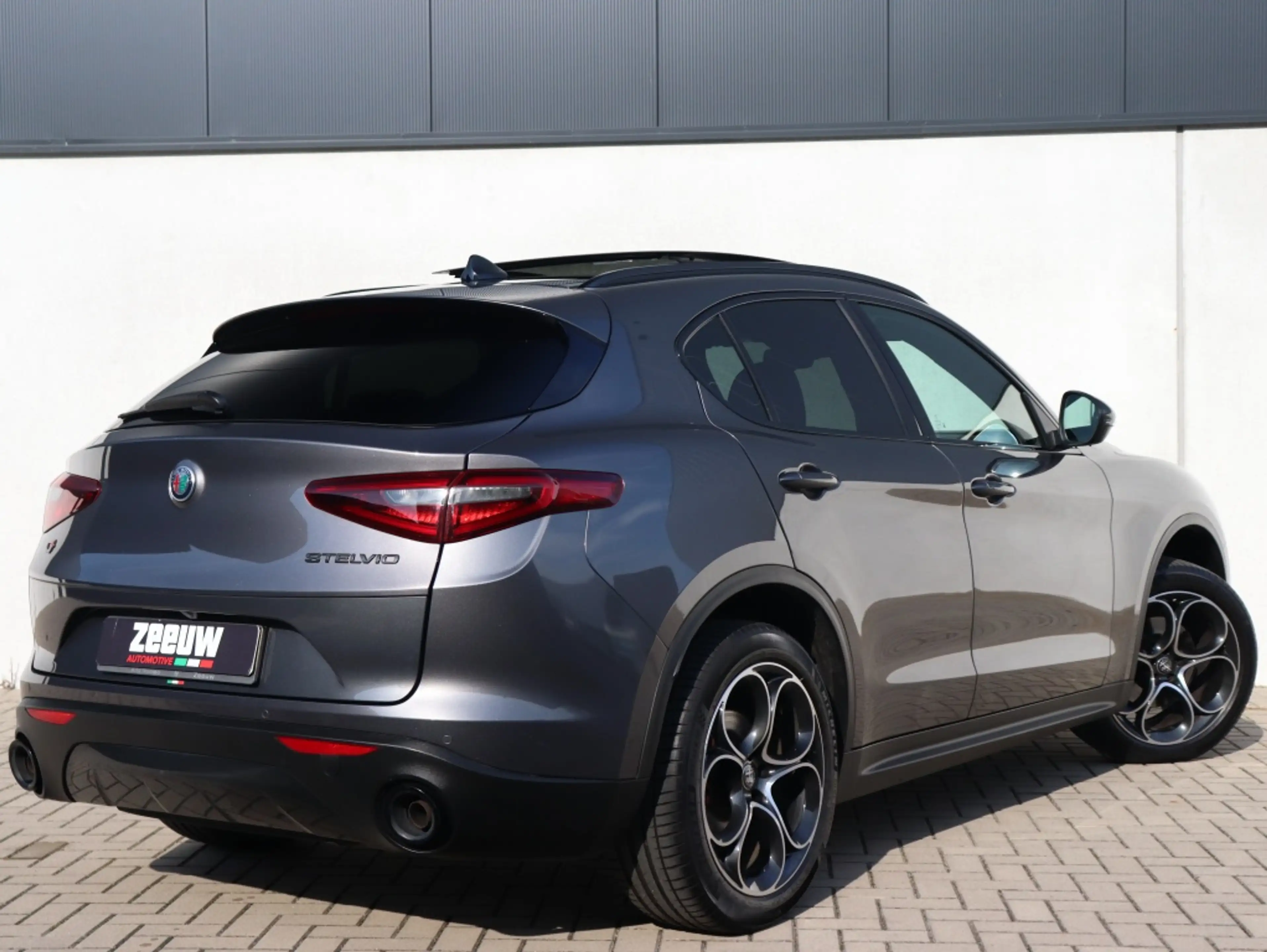 Alfa Romeo Stelvio 2.0 Turbo 280 PK AWD B-Tech | Veloce | Pano | Driv — photo 2