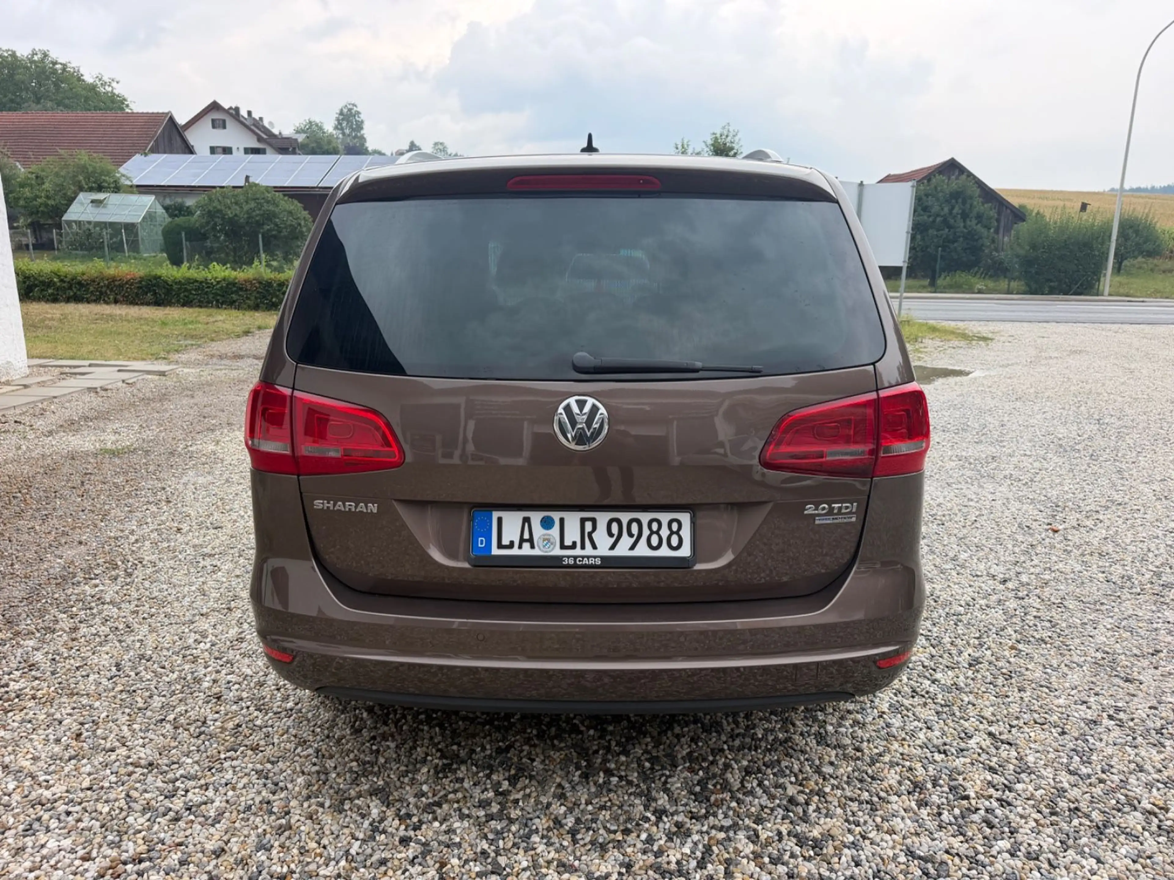 Volkswagen Sharan Highline AUT. NAVI LEDER PDC KEYLESS PANO — photo 5