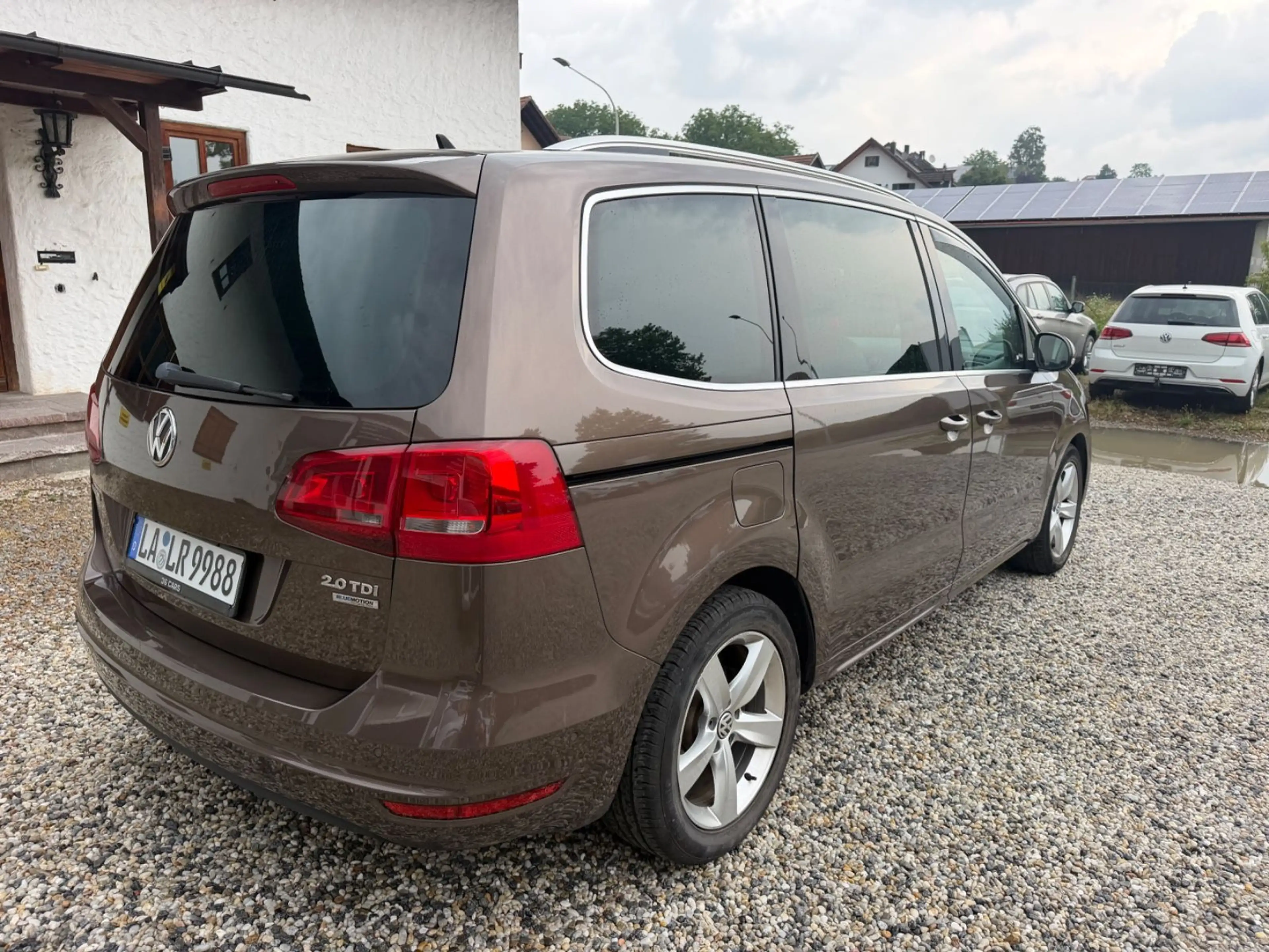 Volkswagen Sharan Highline AUT. NAVI LEDER PDC KEYLESS PANO — photo 4