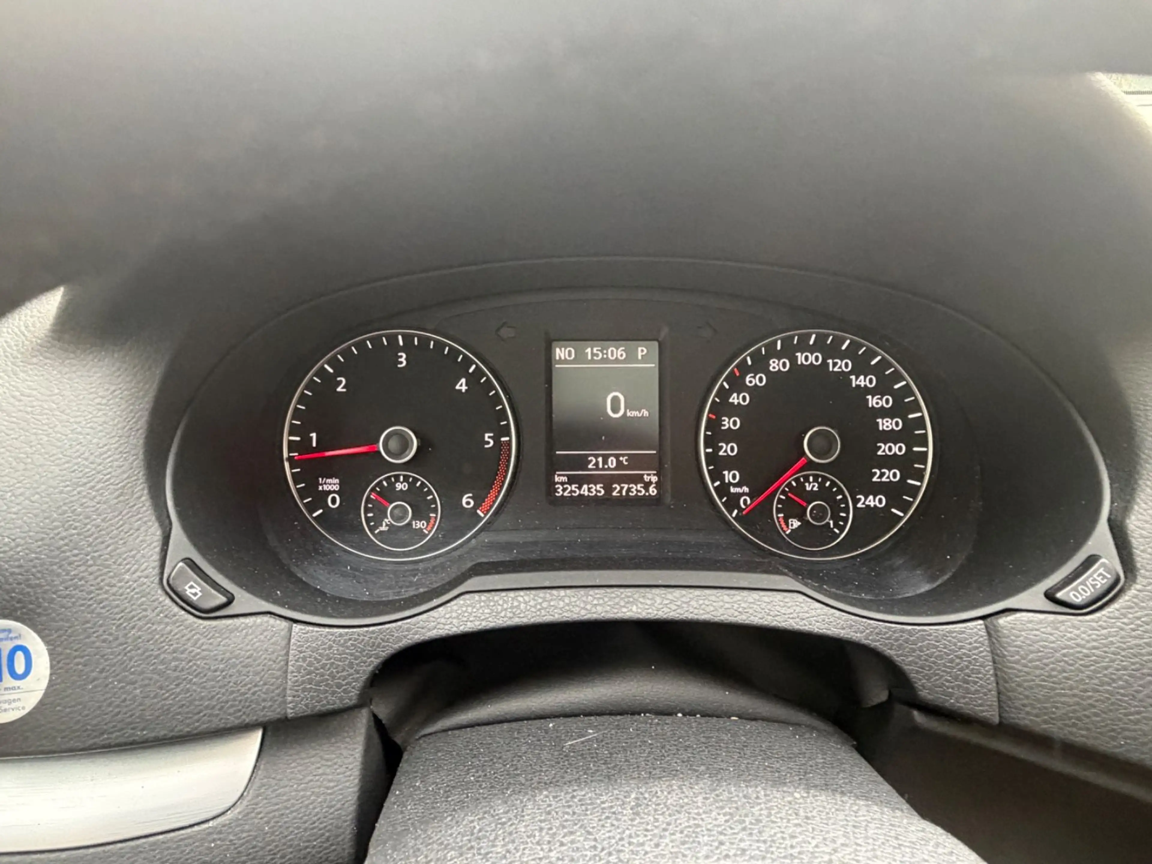 Volkswagen Sharan Highline AUT. NAVI LEDER PDC KEYLESS PANO — photo 12
