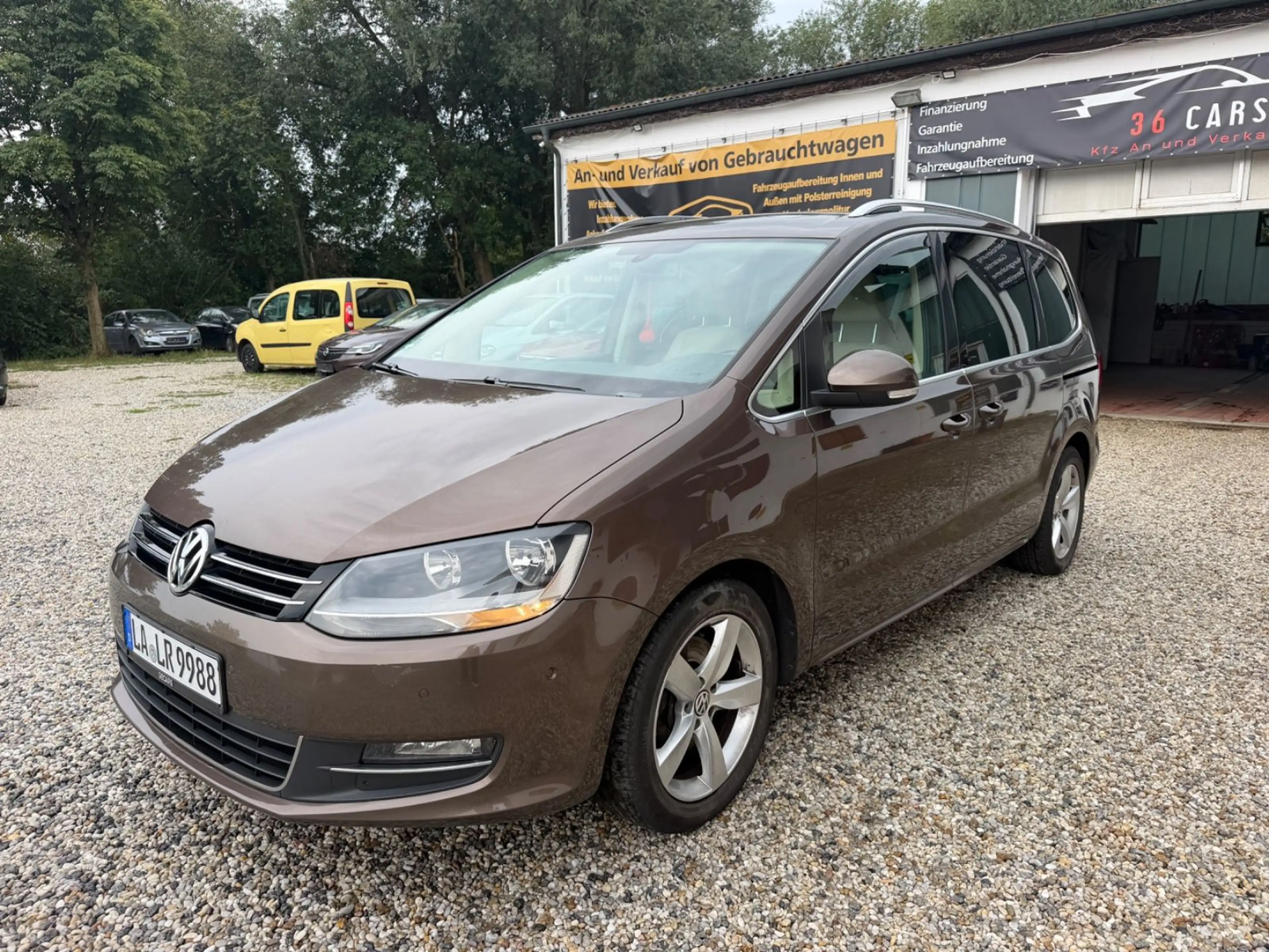 Volkswagen Sharan Highline AUT. NAVI LEDER PDC KEYLESS PANO