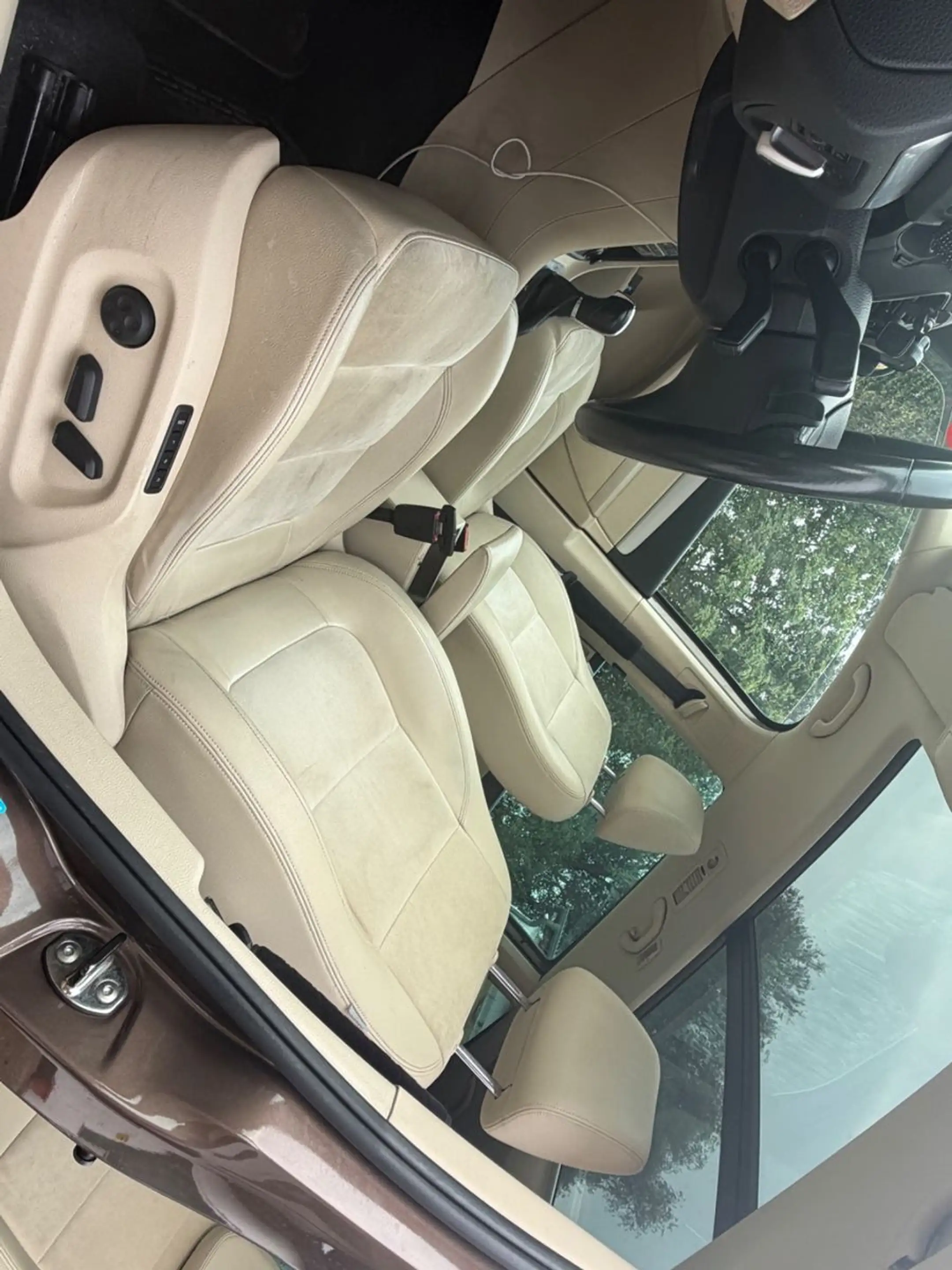 Volkswagen Sharan Highline AUT. NAVI LEDER PDC KEYLESS PANO — photo 10