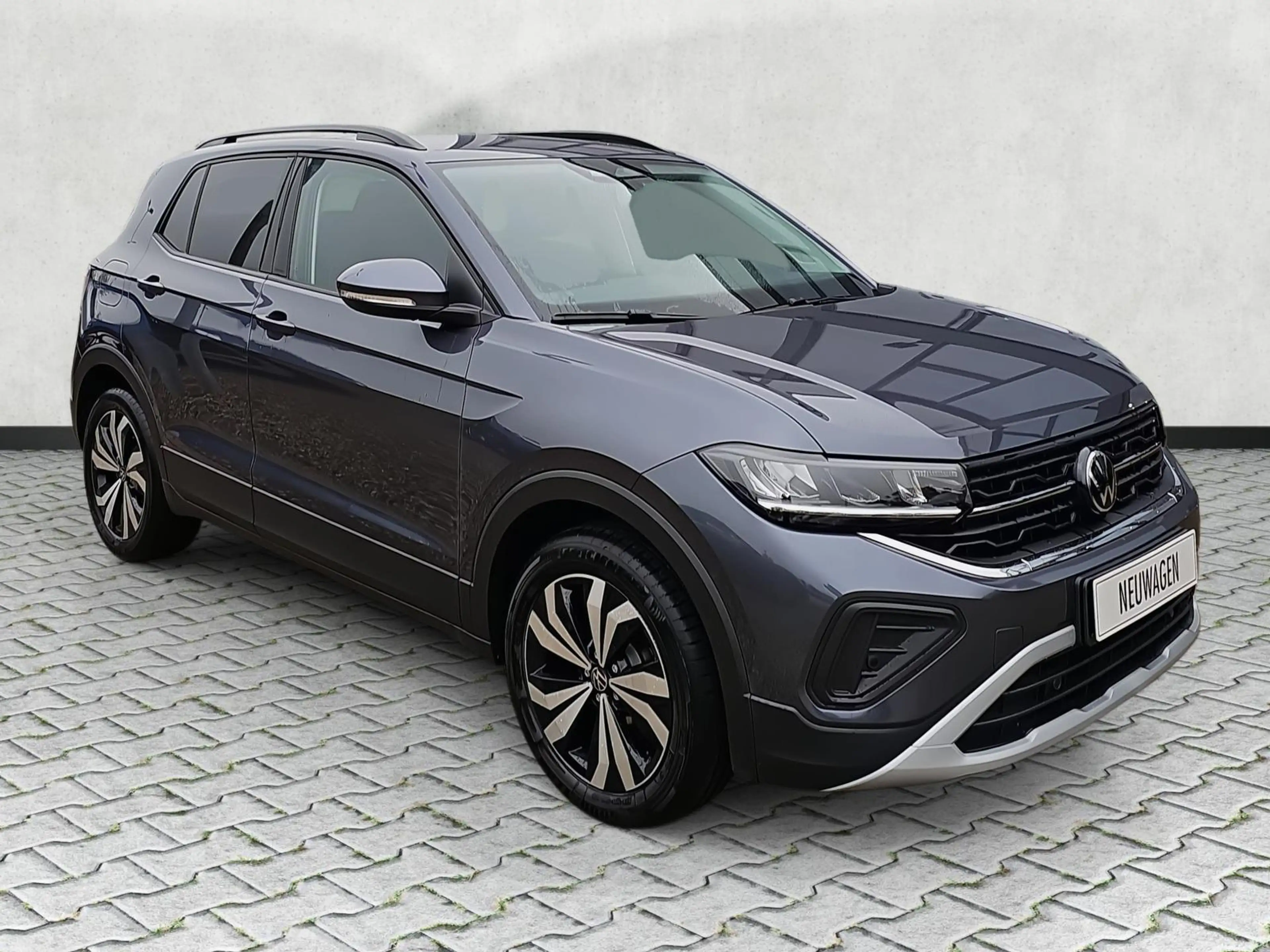 Volkswagen T-Cross 1.0 TSI DSG Life Kessy ACC  17"Manila — photo 2