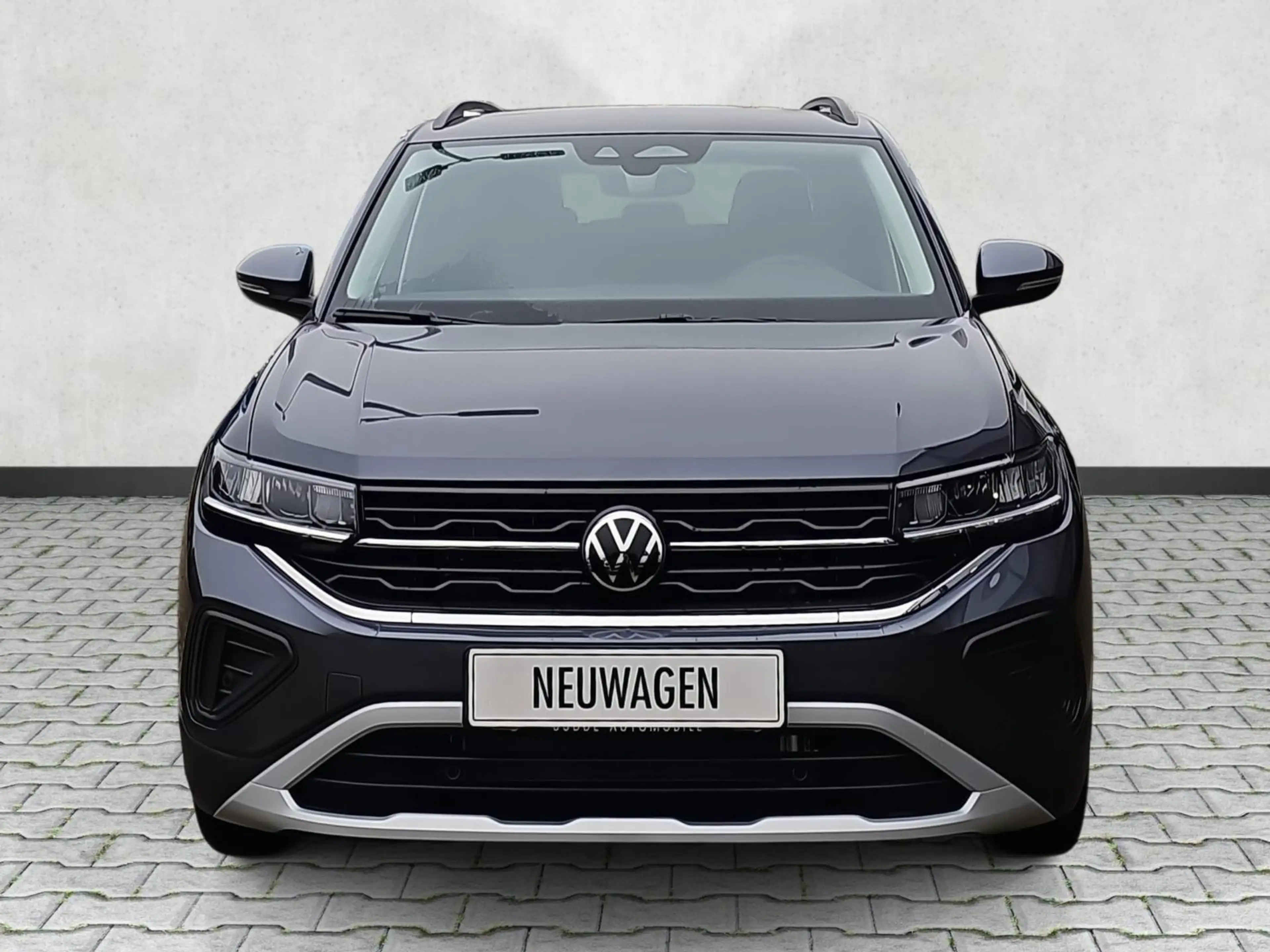 Volkswagen T-Cross 1.0 TSI DSG Life Kessy ACC  17"Manila — photo 3