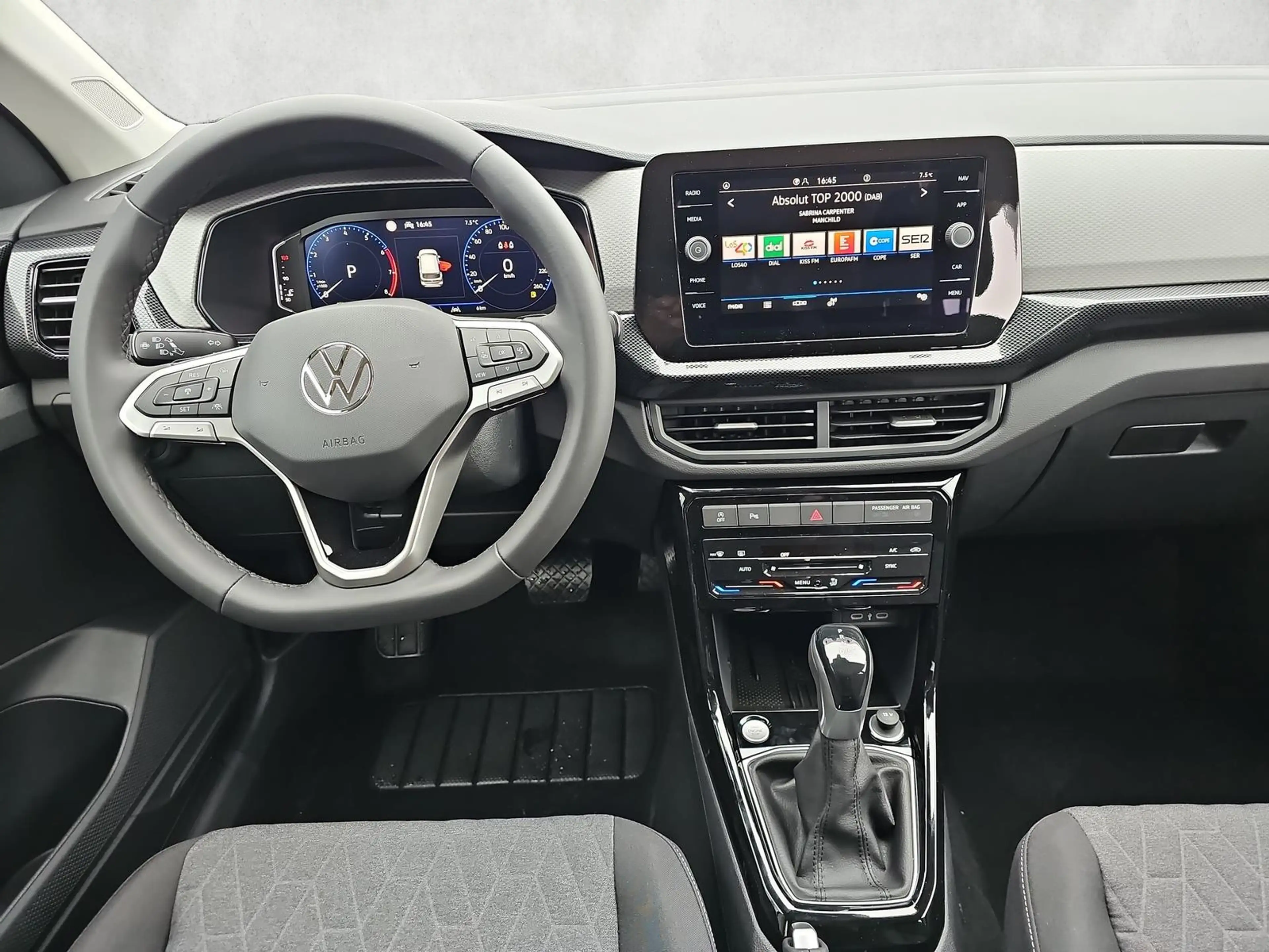 Volkswagen T-Cross 1.0 TSI DSG Life Kessy ACC  17"Manila — photo 12