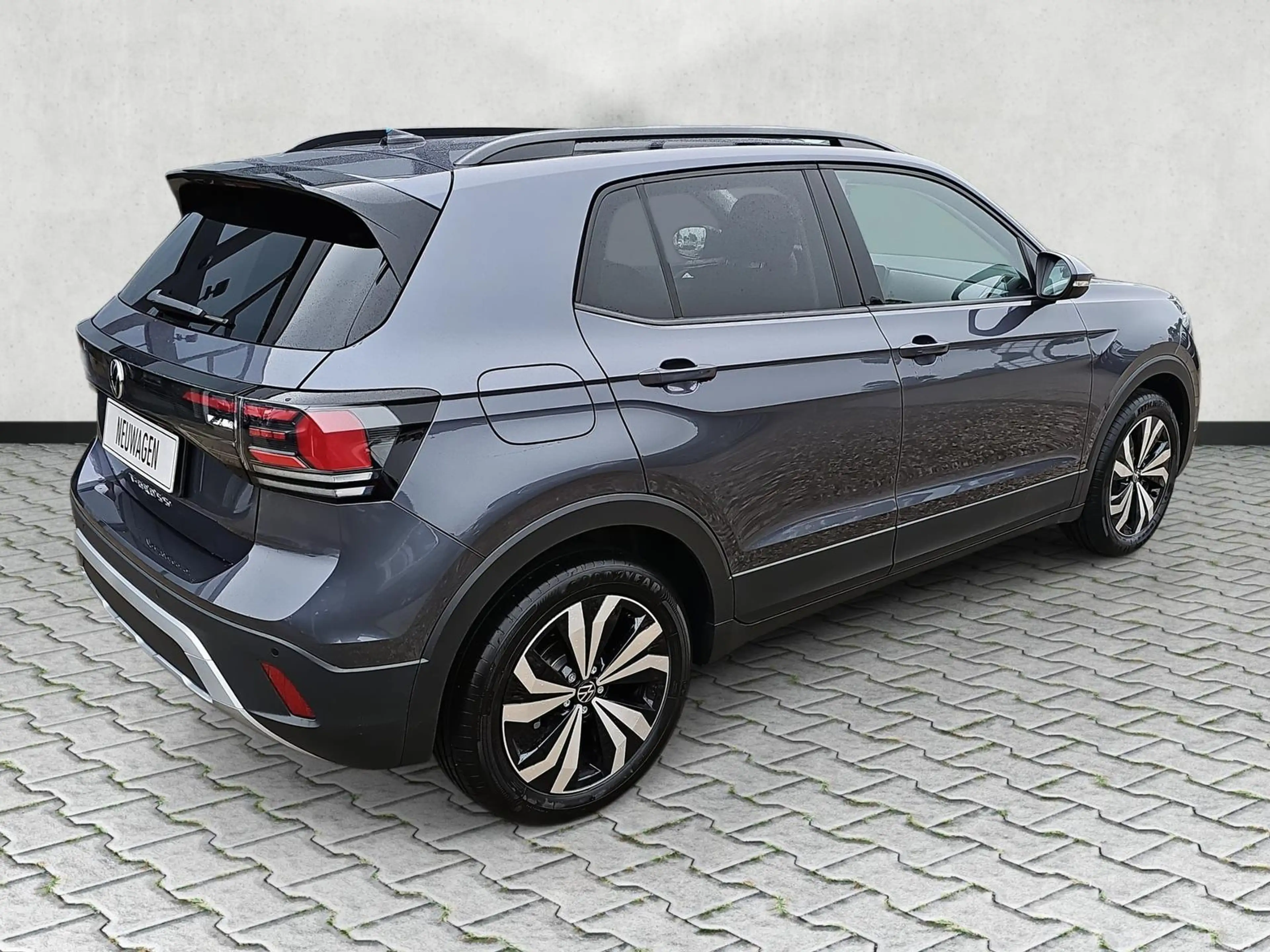 Volkswagen T-Cross 1.0 TSI DSG Life Kessy ACC  17"Manila — photo 8