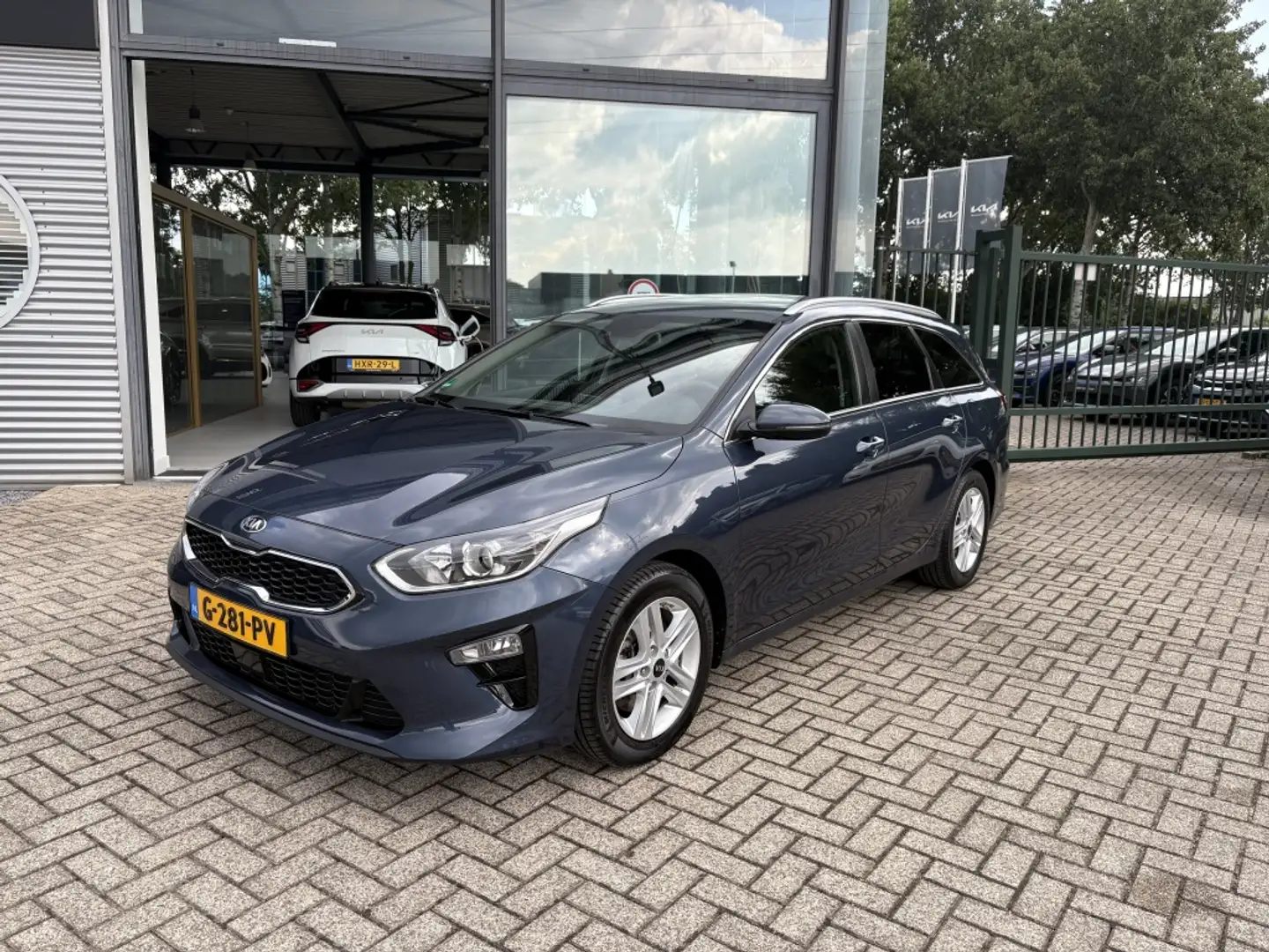 Kia Ceed SW / cee'd SW Sportswagon 1.4 T-GDi DynamicPlusLine AUTOMAAT Blauw - 2