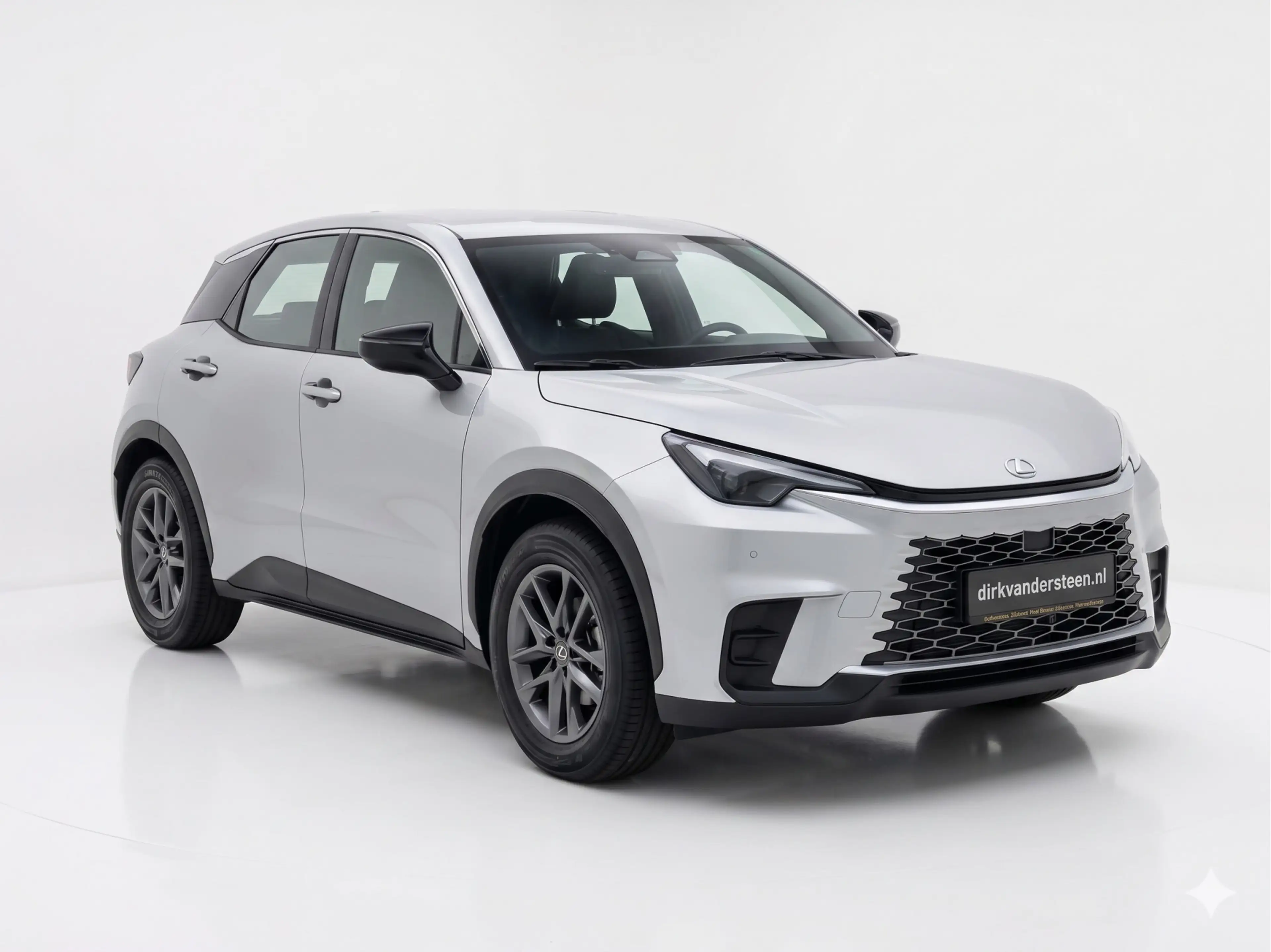 Lexus LBX 2WD | Achteruitrijcamera | Apple Carplay/Android A — photo 4