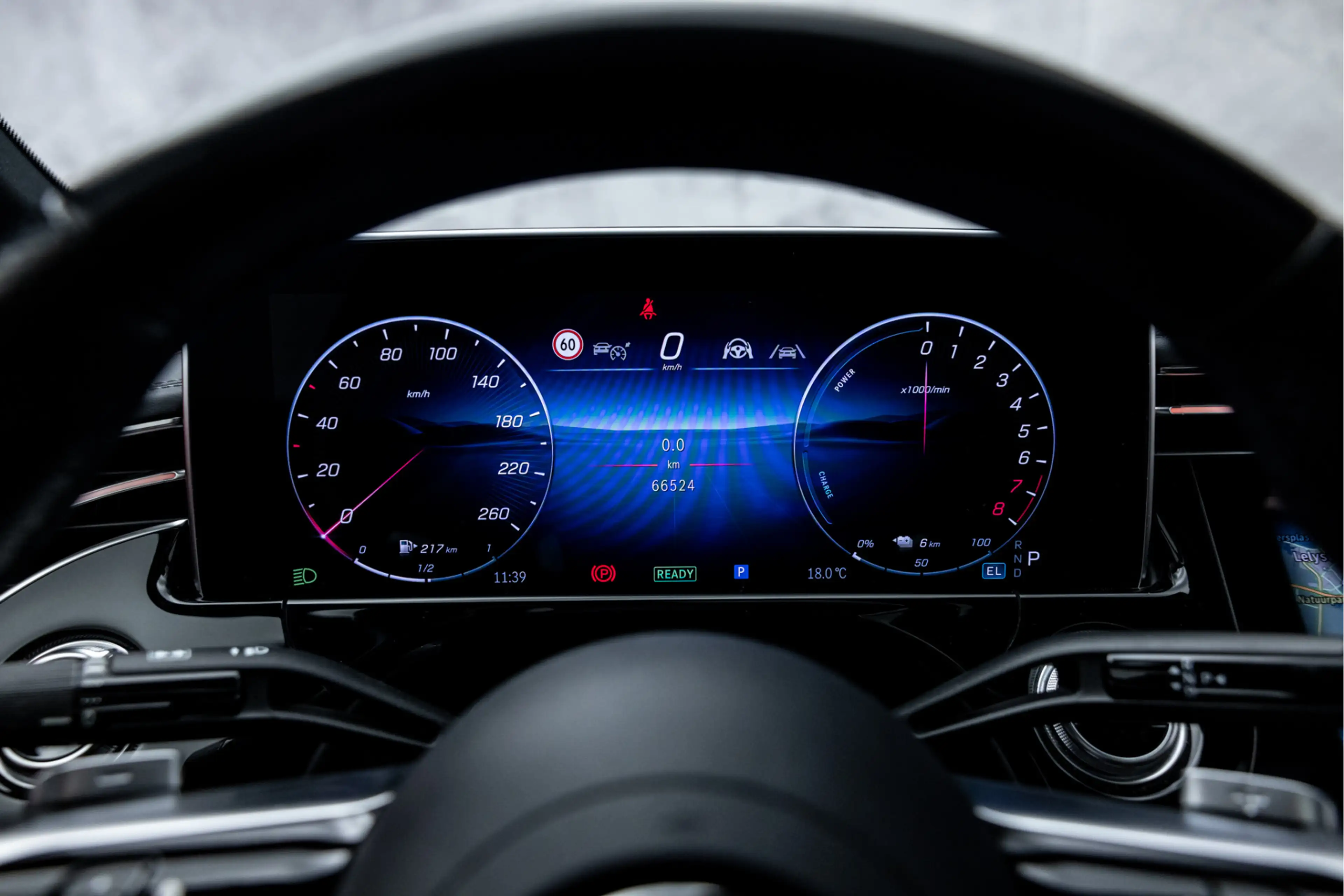 Mercedes-Benz E 400 e 4MATIC AMG Line | Pano | Hyperscreen | Stoelvent — photo 30