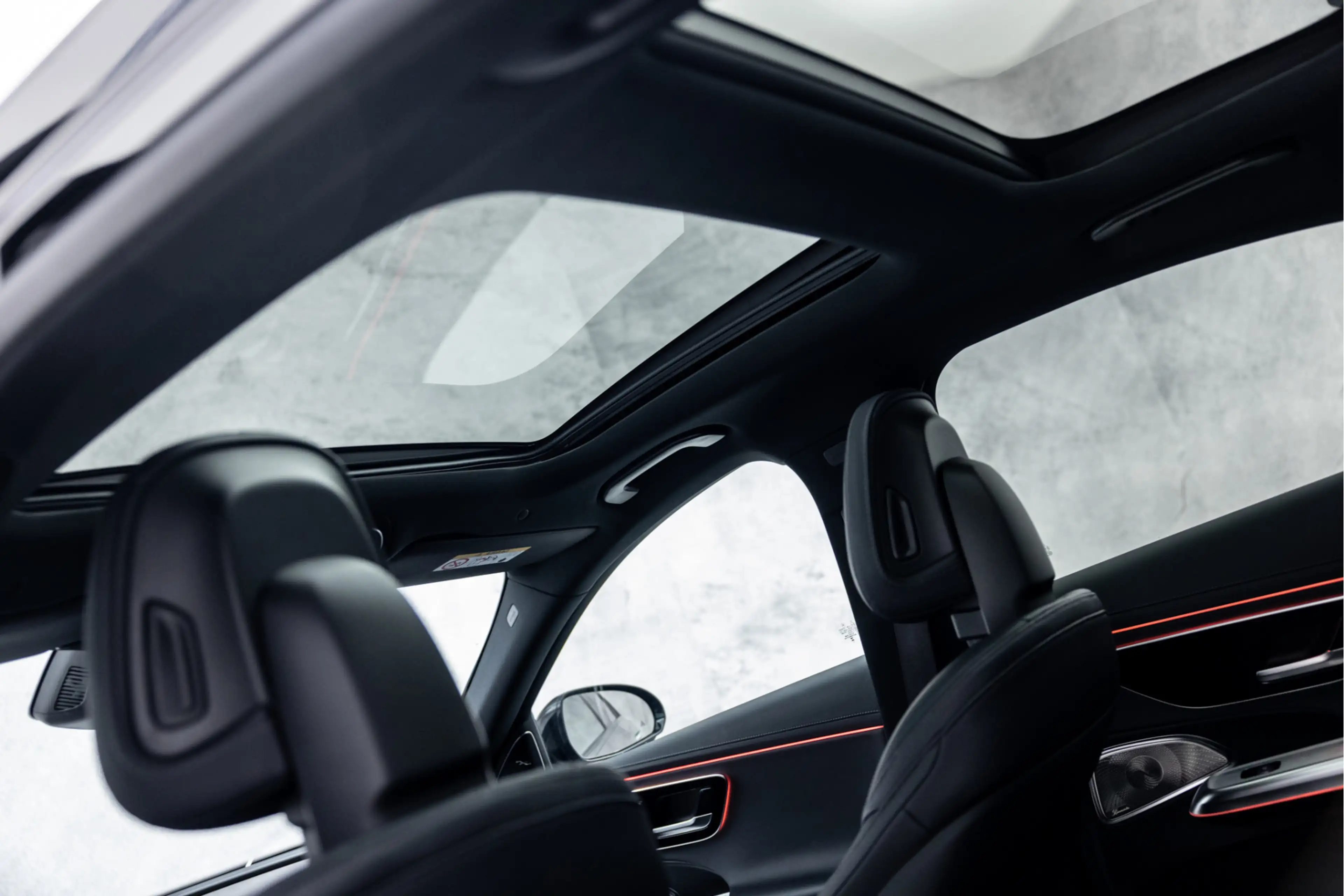 Mercedes-Benz E 400 e 4MATIC AMG Line | Pano | Hyperscreen | Stoelvent — photo 14