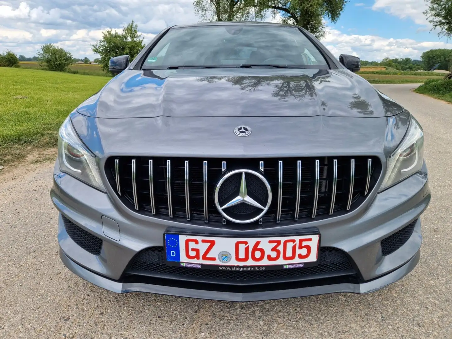 Mercedes-Benz CLA 180 CDI * AMG-LINE * TÜV+INSPEKTION NEU Grau - 2