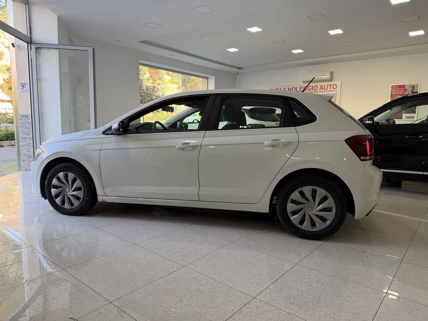Volkswagen Polo POLO VI FINE 2018 1.6 TDI 80 CV Bianco - 1