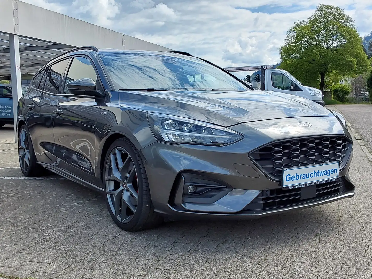 Ford Focus ST-Line Grau - 1