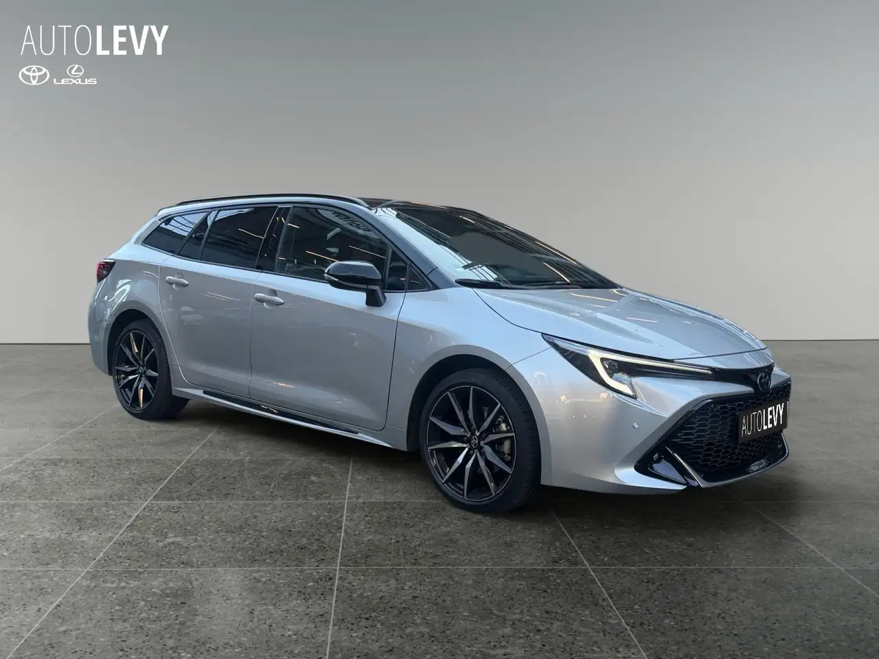 Toyota Corolla TS GR Sport +1,99%! +Sportsitze +18 Alu 7