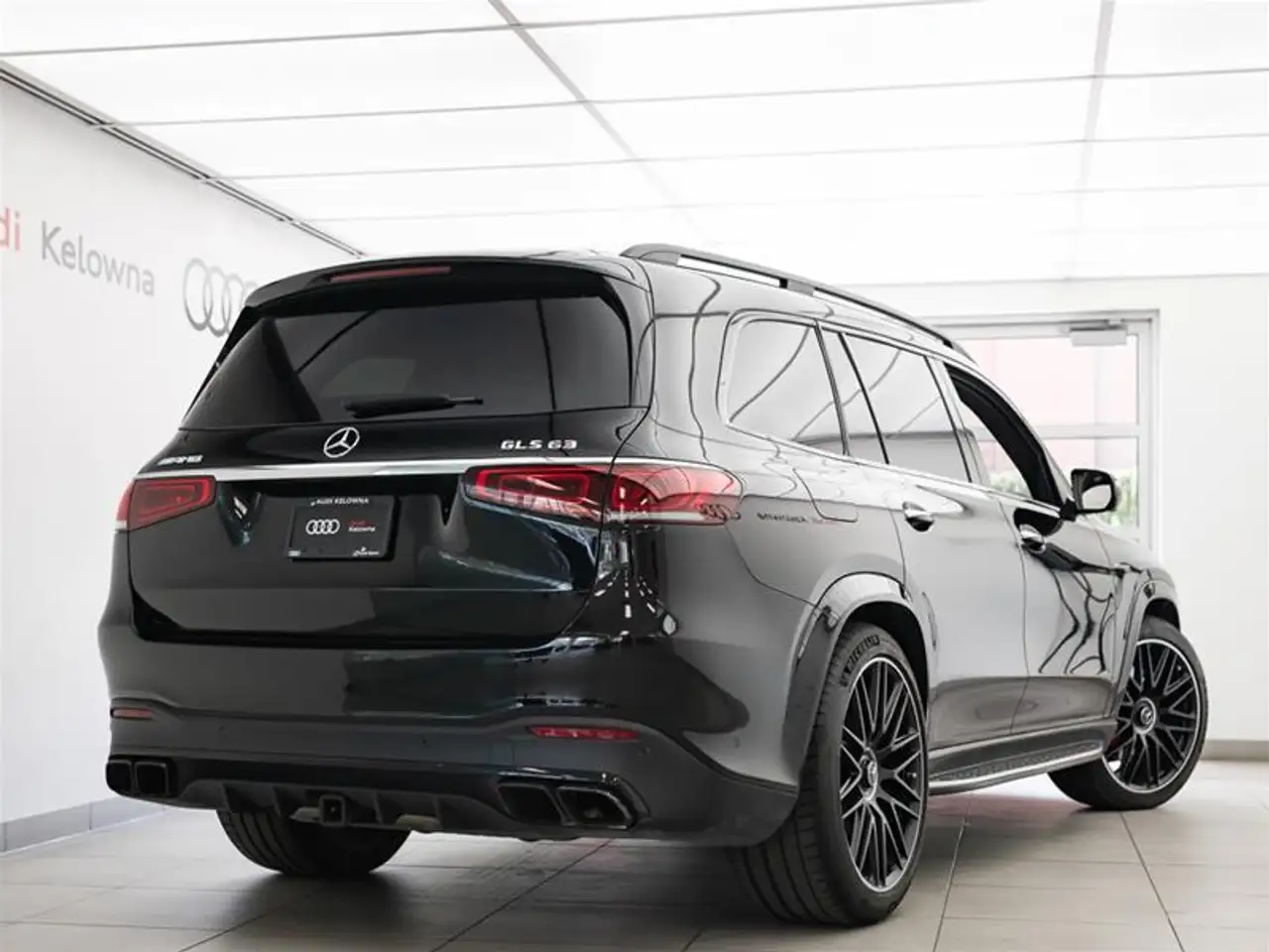 Mercedes-Benz GLS photo Mercedes-Benz GLS