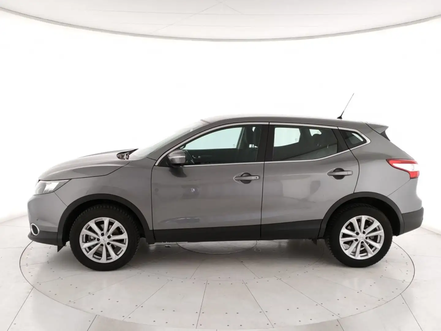 Nissan Qashqai 1.2 dig-t Acenta 115cv E6 Grigio - 2