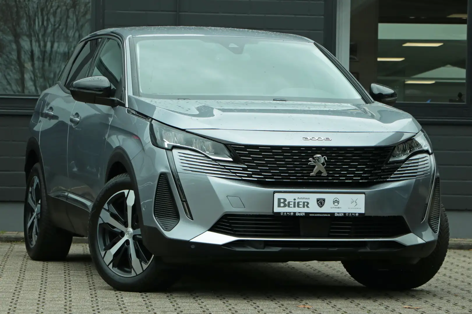 Peugeot 3008 Allure BHDI 130 EAT8 Gris - 2