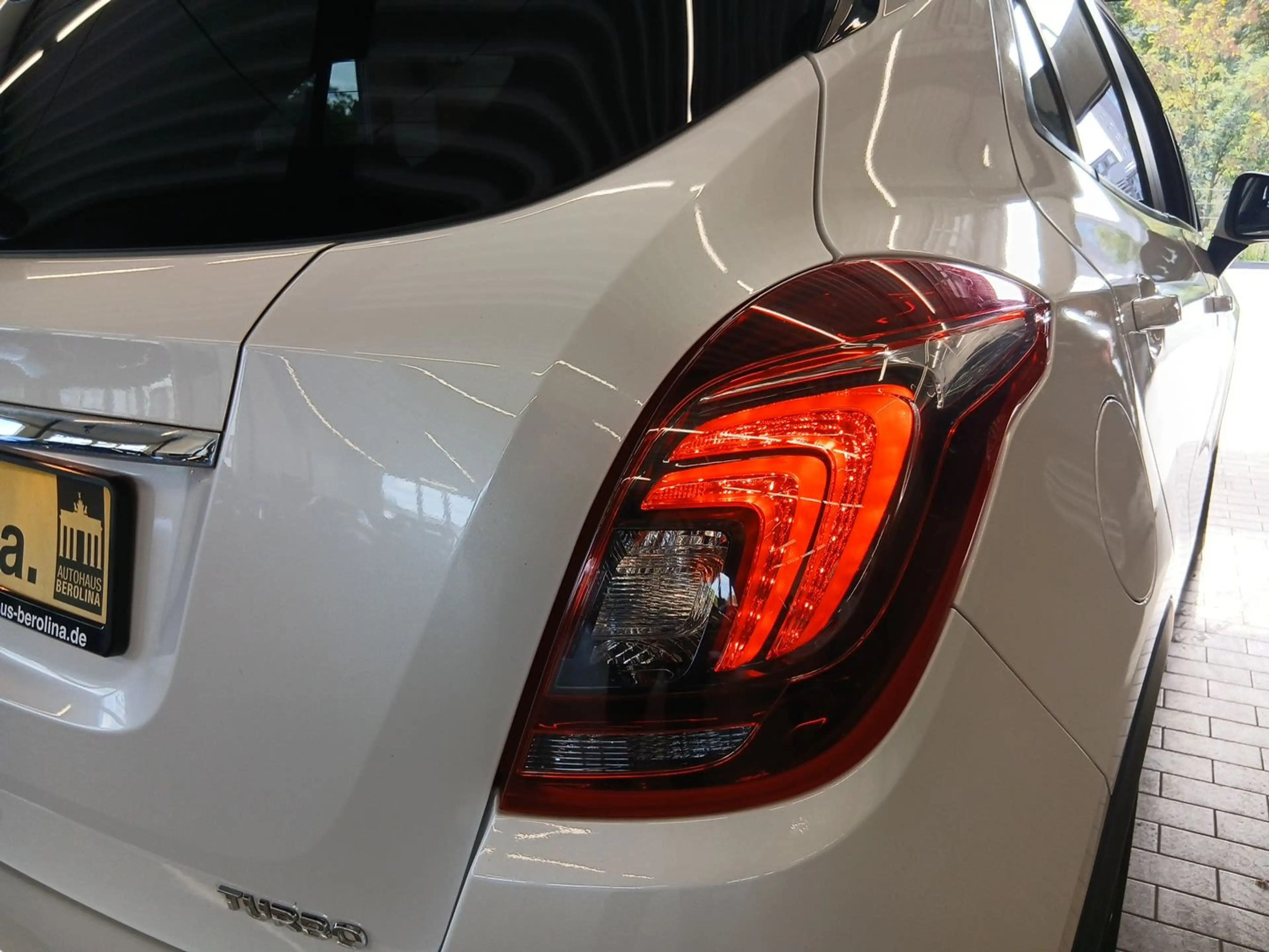 Opel Mokka X 1.4 Turbo ON Aut. *NAV*BOSE*GRA*PDC*SHZ* — photo 10