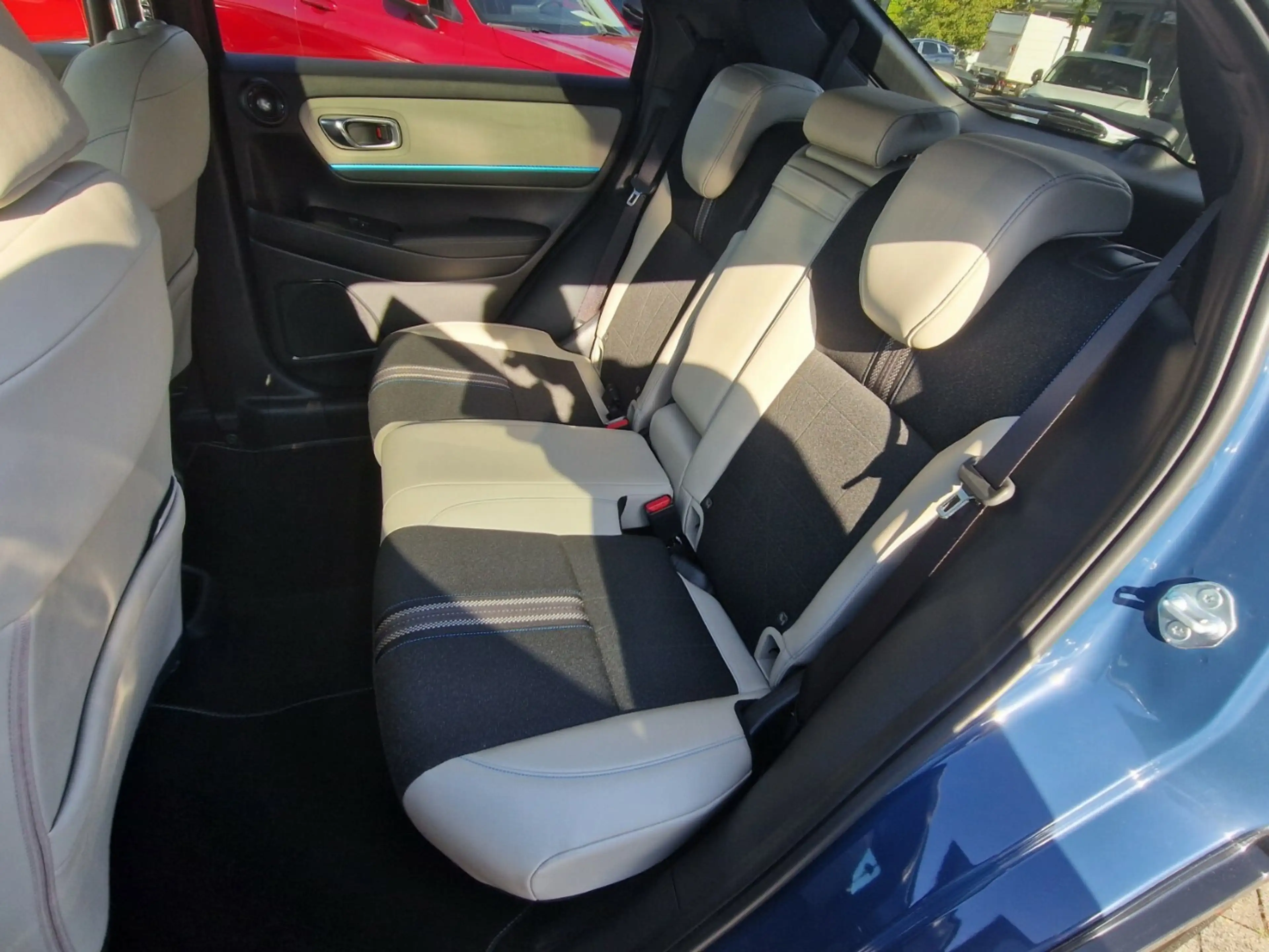 Honda HR-V Hybrid 1.5 Advance Style Plus|Pano — photo 10