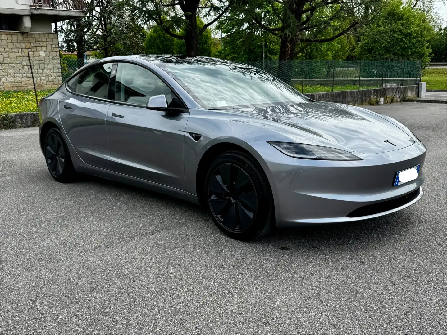 Tesla Model 3 Long Range rwd - 2