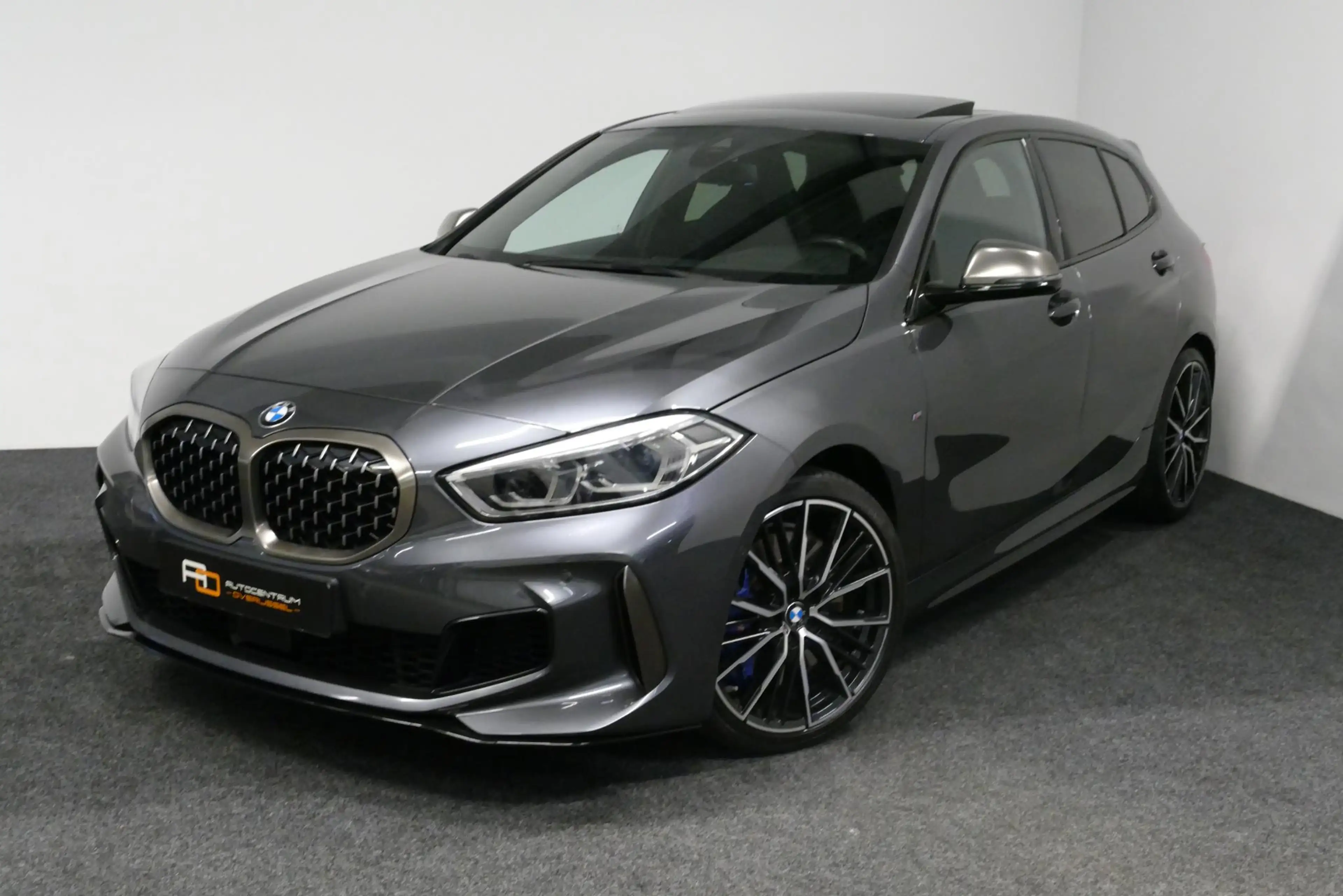 BMW 135 1-serie M135i xDrive High Executive Edition / Orig — photo 40