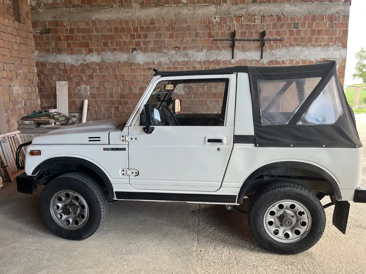 Suzuki Samurai - 2