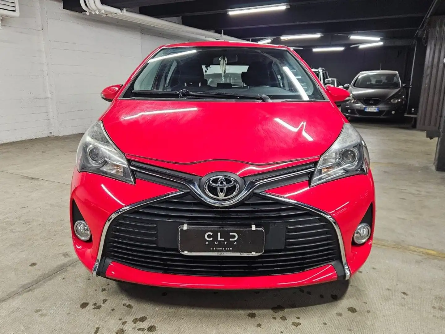 Toyota Yaris 1.0 5 porte Rosso - 2