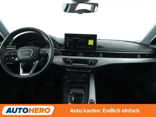 Audi A4 view 12