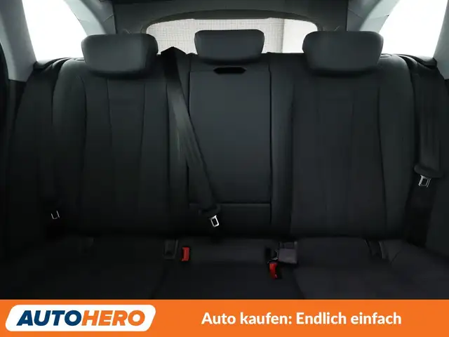 Audi A4 view 15