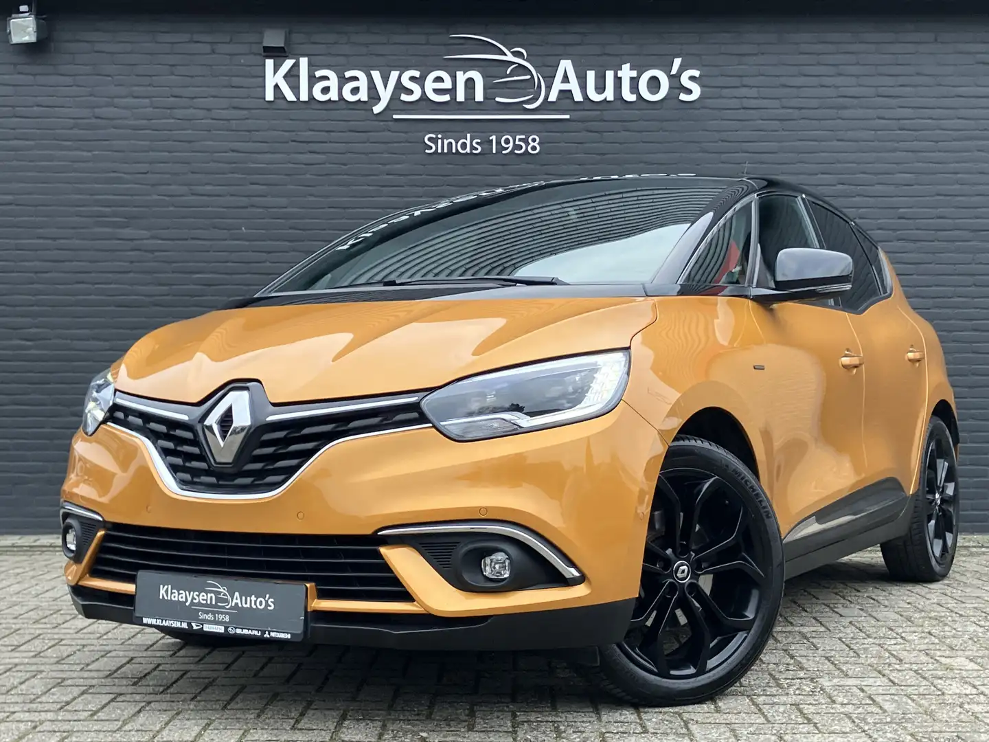 Renault Scenic 1.3 TCe 160 pk Black Edition AUT. | 1e eigenaar | Bruin - 1