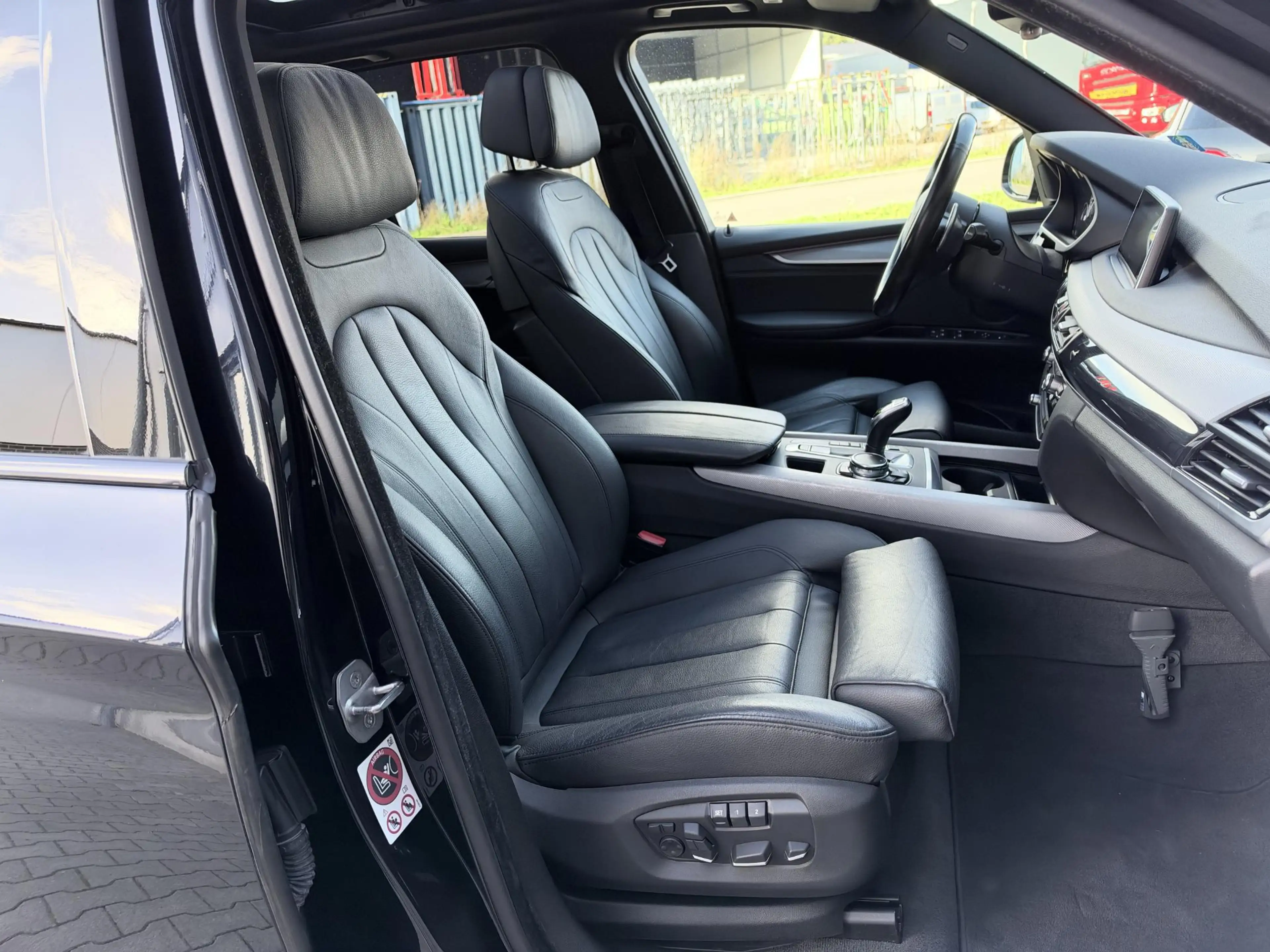 BMW X5 xDrive35i High Executive 306 PK | M sport | Trekha — photo 17