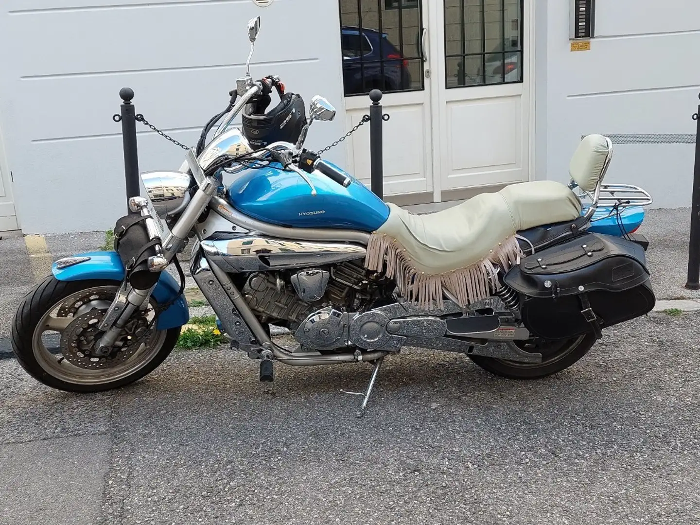 Hyosung Aquila 650 Blauw - 2