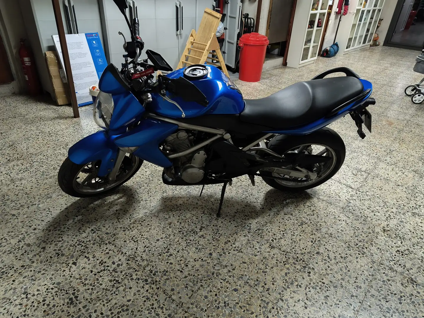 Kawasaki ER - 6 N - 2