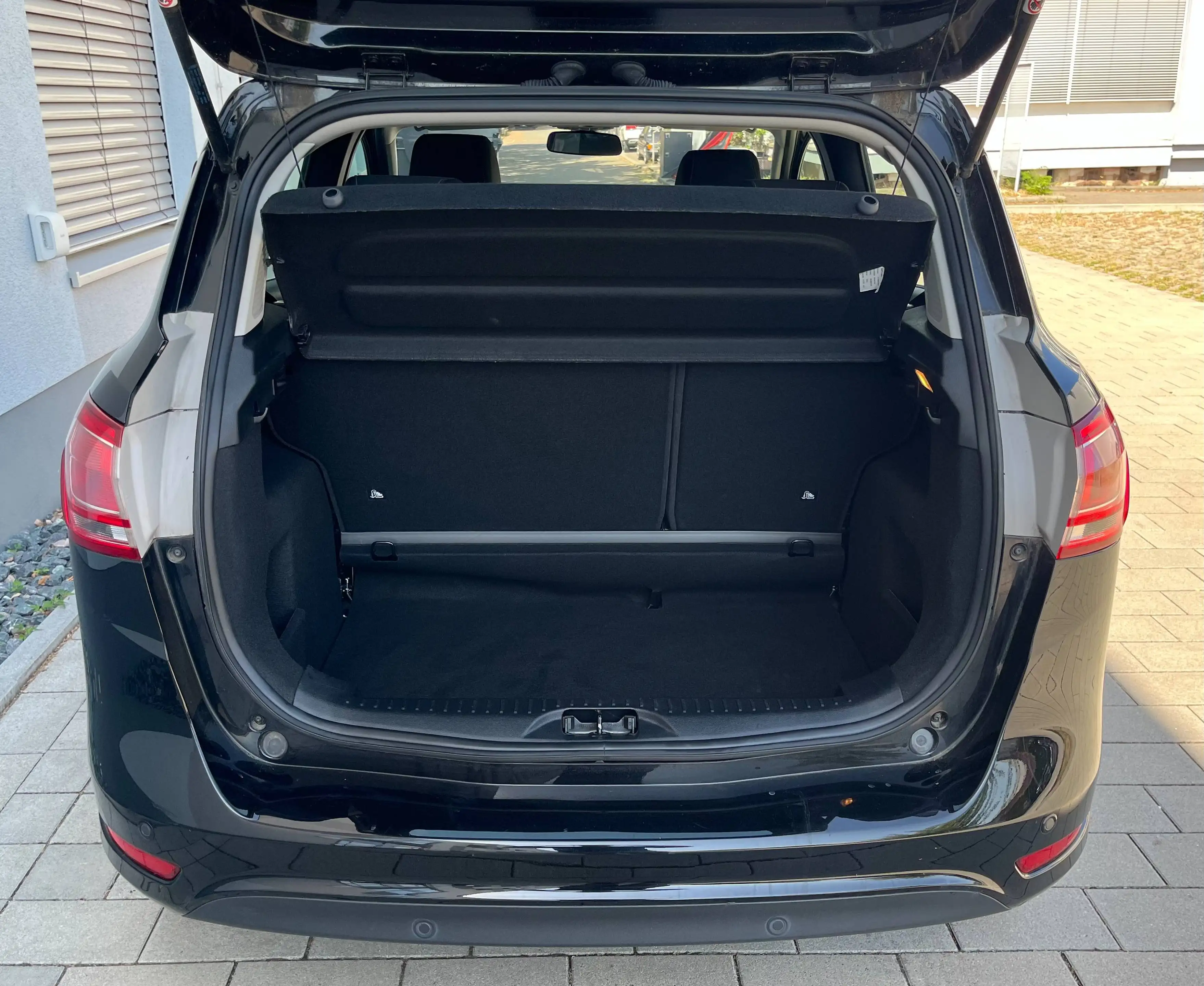 Ford B-Max Sync Edition/. Nur-34000 T KM/ TÜV AU Neu/ Klima — photo 11