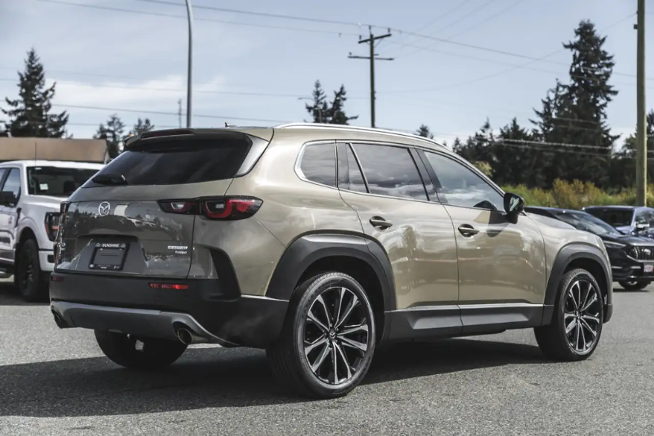 Mazda CX-50 снимка Mazda CX-50