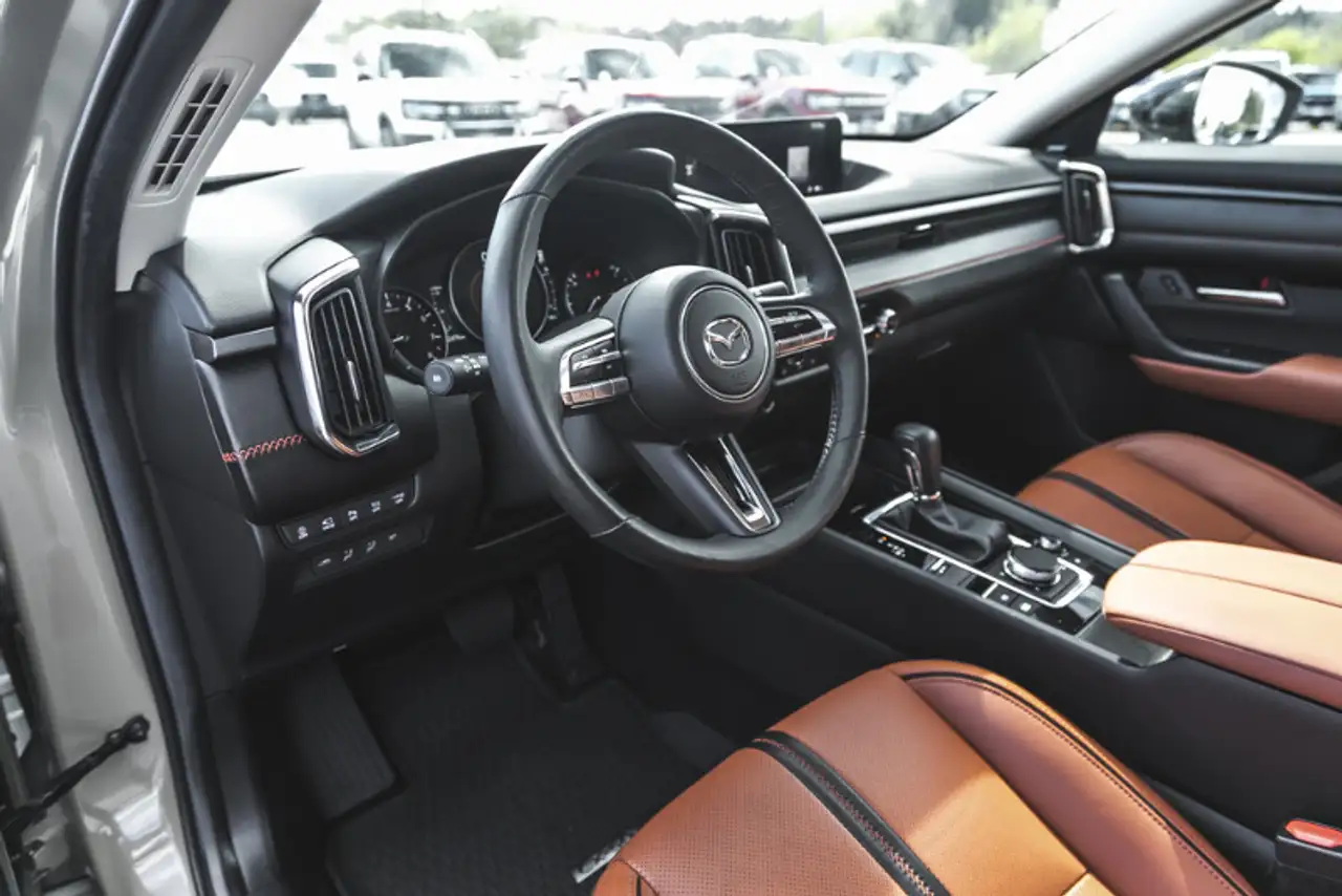 Mazda CX-50 fotografie Mazda CX-50