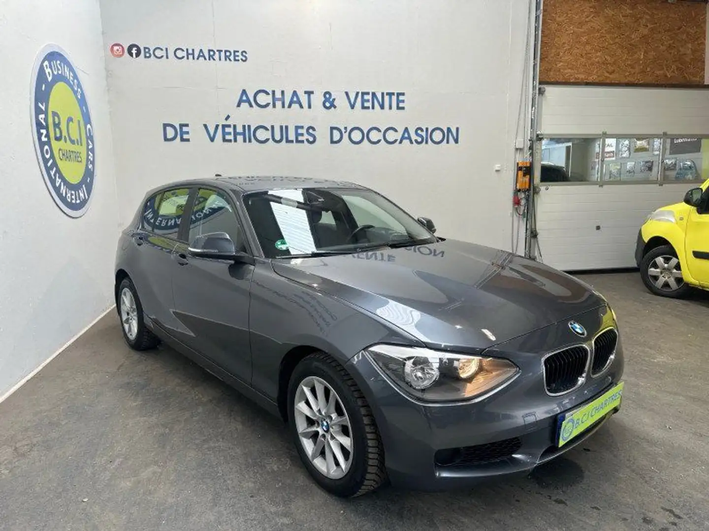 BMW 118 (F21/F20) 118IA 170CH LOUNGE 5P Szary - 2