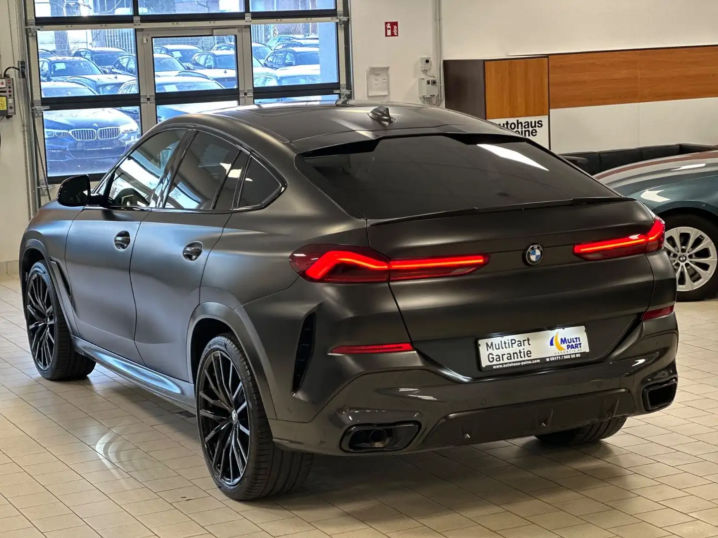 BMW X6 M X6M50i/Laser/Icon/Massag+BelüfSz/Pano/Bow&W/VOLL Gris - 2