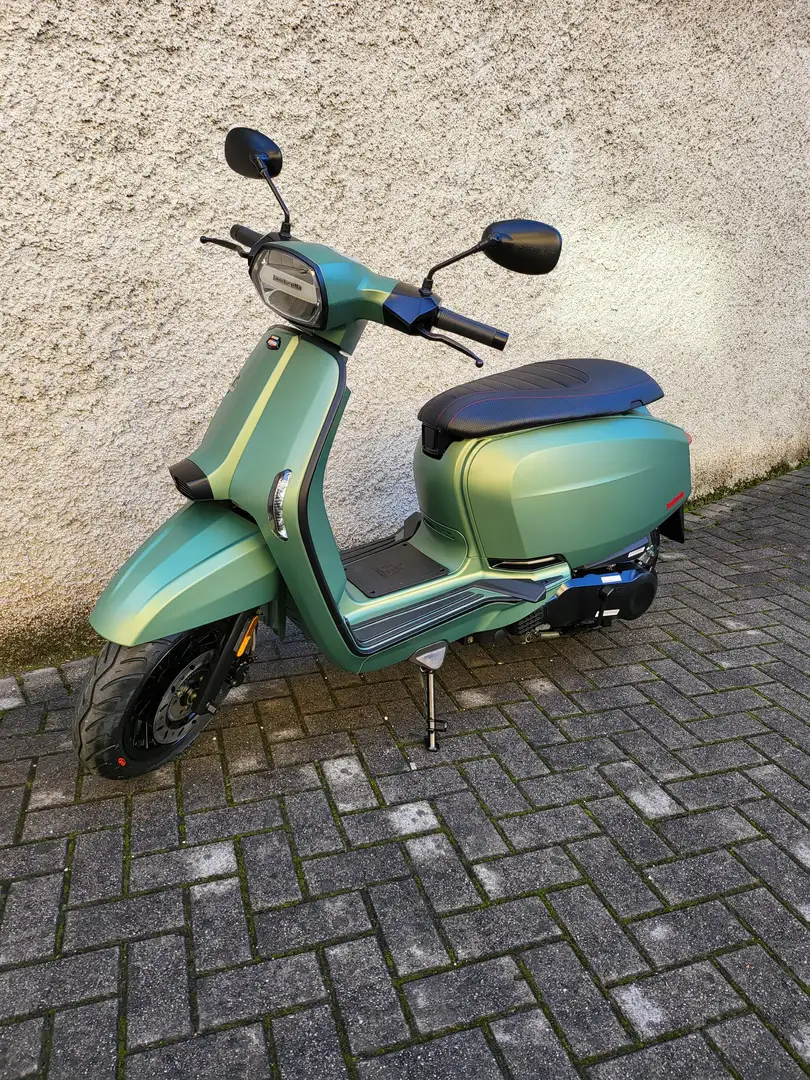 Lambretta V125 SPECIAL Vert - 2