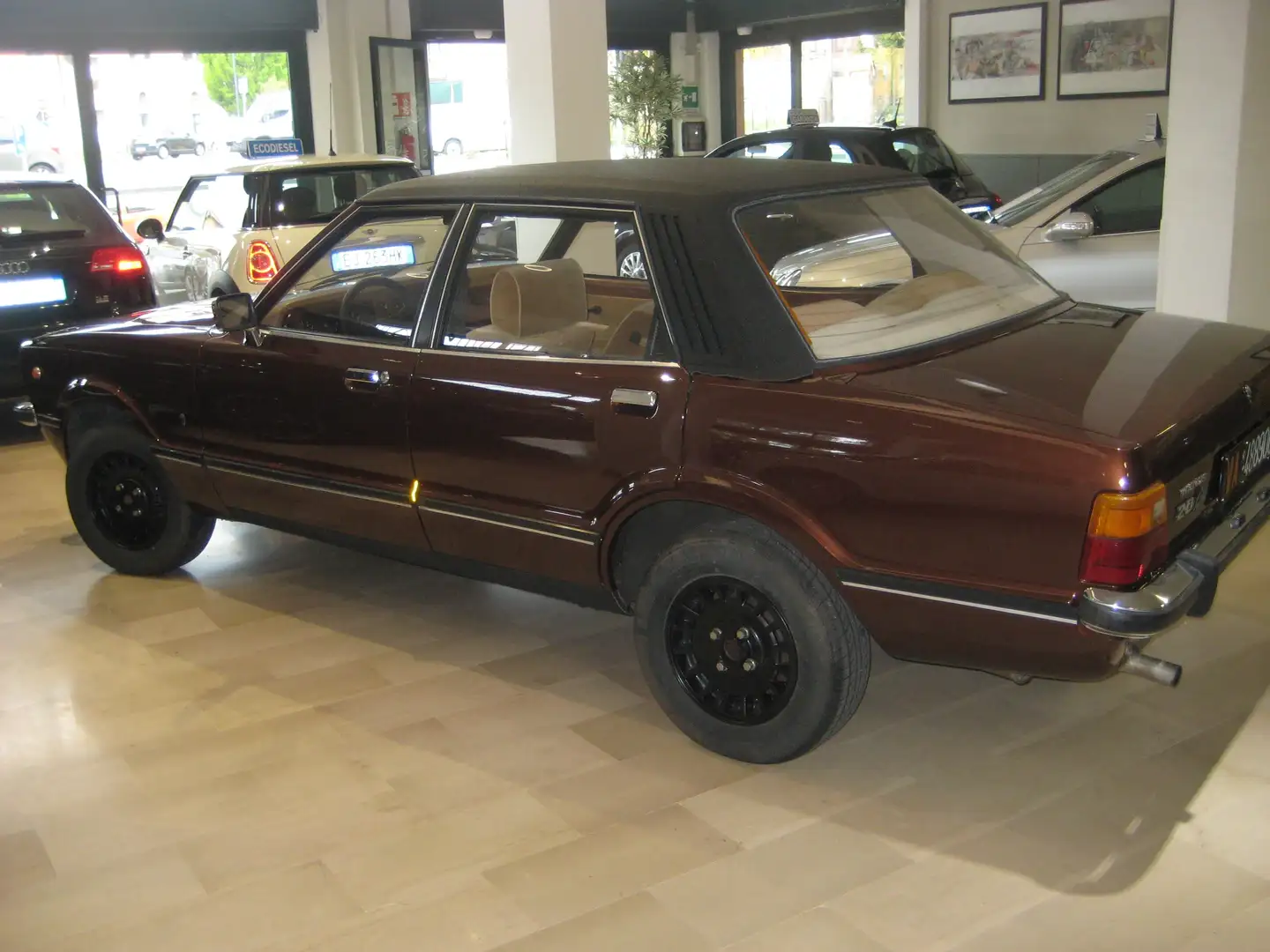 Ford Taunus Kahverengi - 1