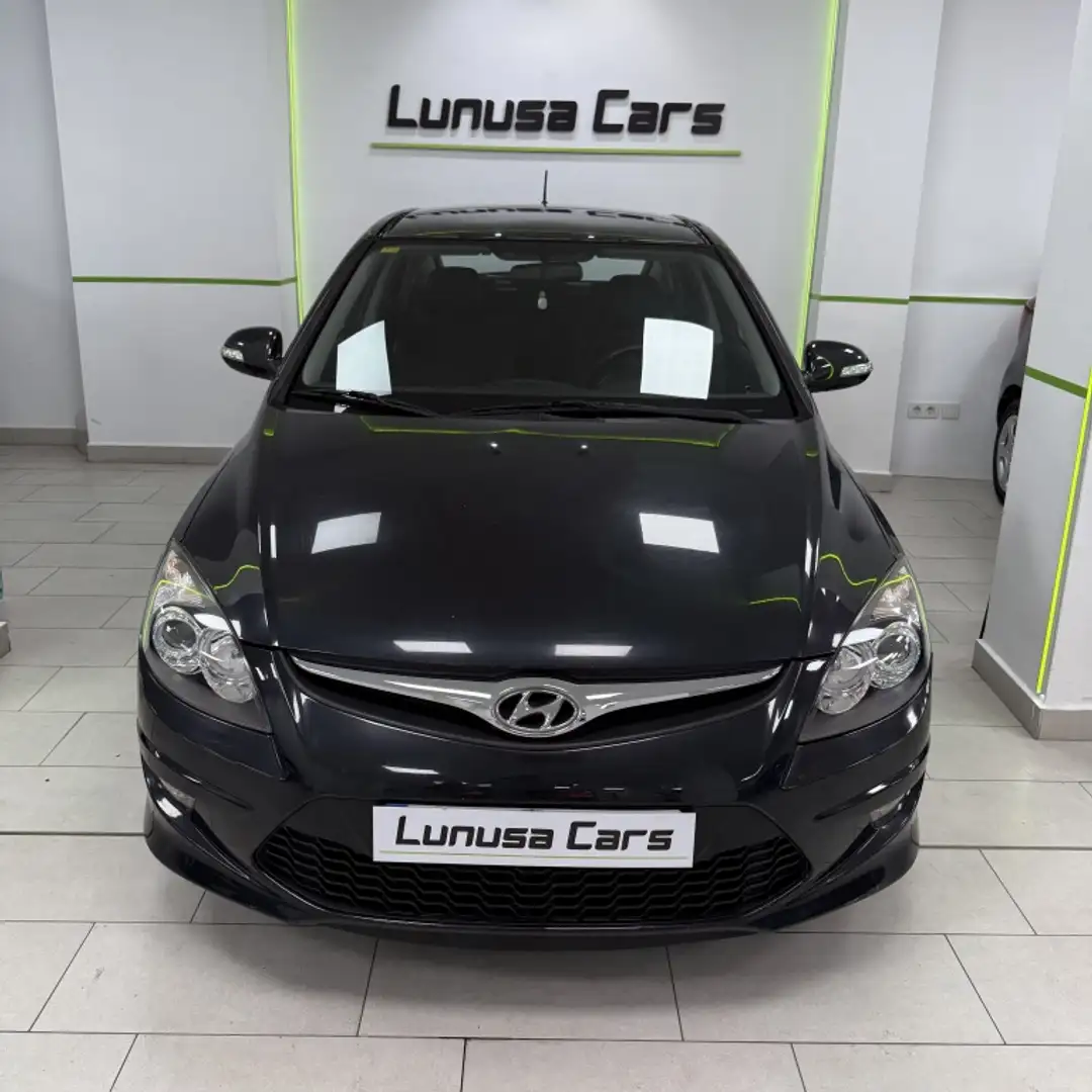 Hyundai i30 1.6 CRDi Comfort GLS Negro - 2