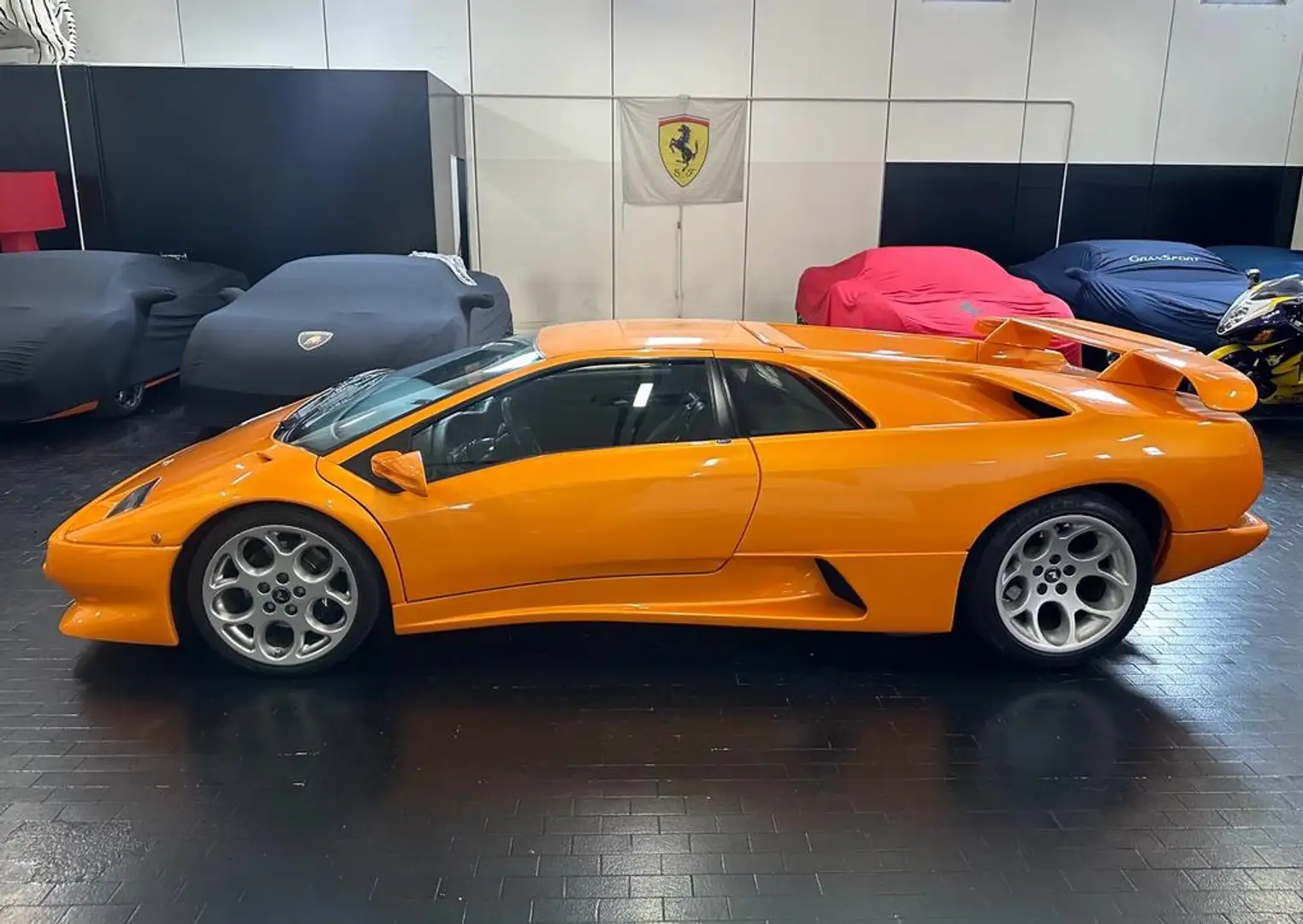 Lamborghini Diablo Diablo 5.7 VT ALA POST SCARICHI ASI targa oro Arancione - 1