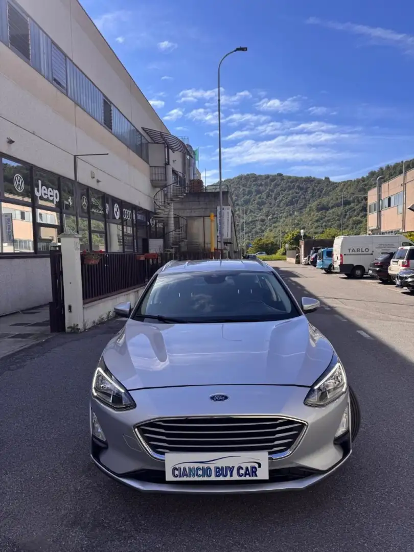 Ford Focus X NEOPATENTATI  1.5 EcoBlue 95 CV SW Business Grau - 1