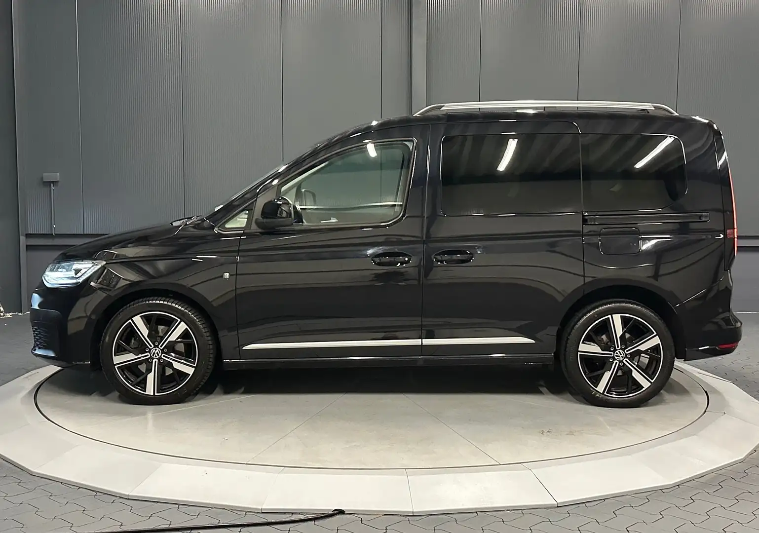 Volkswagen Caddy 2.0 TDI DSG Style*18Zoll*PANORAMA*Standhzg*AHK*ACC Schwarz - 2