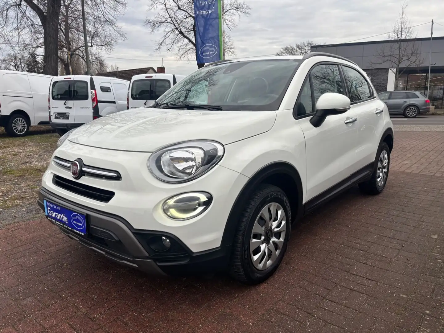 Fiat 500X Cross+AUTOM.+TEMPOM.+NAVI+CARPLAY Weiß - 1