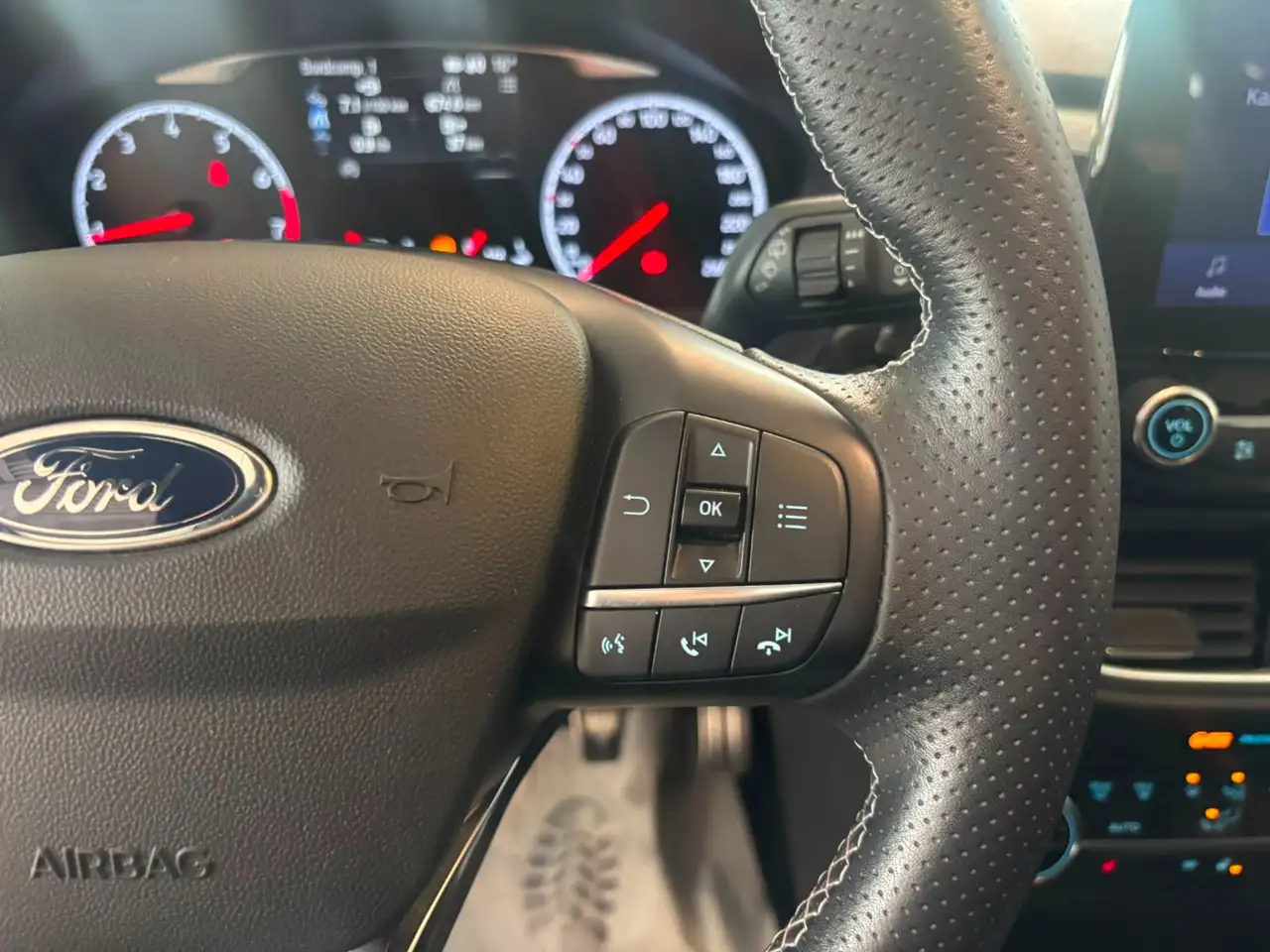 Ford Fiesta ST*Panorama*NAVI, миниатюра 18