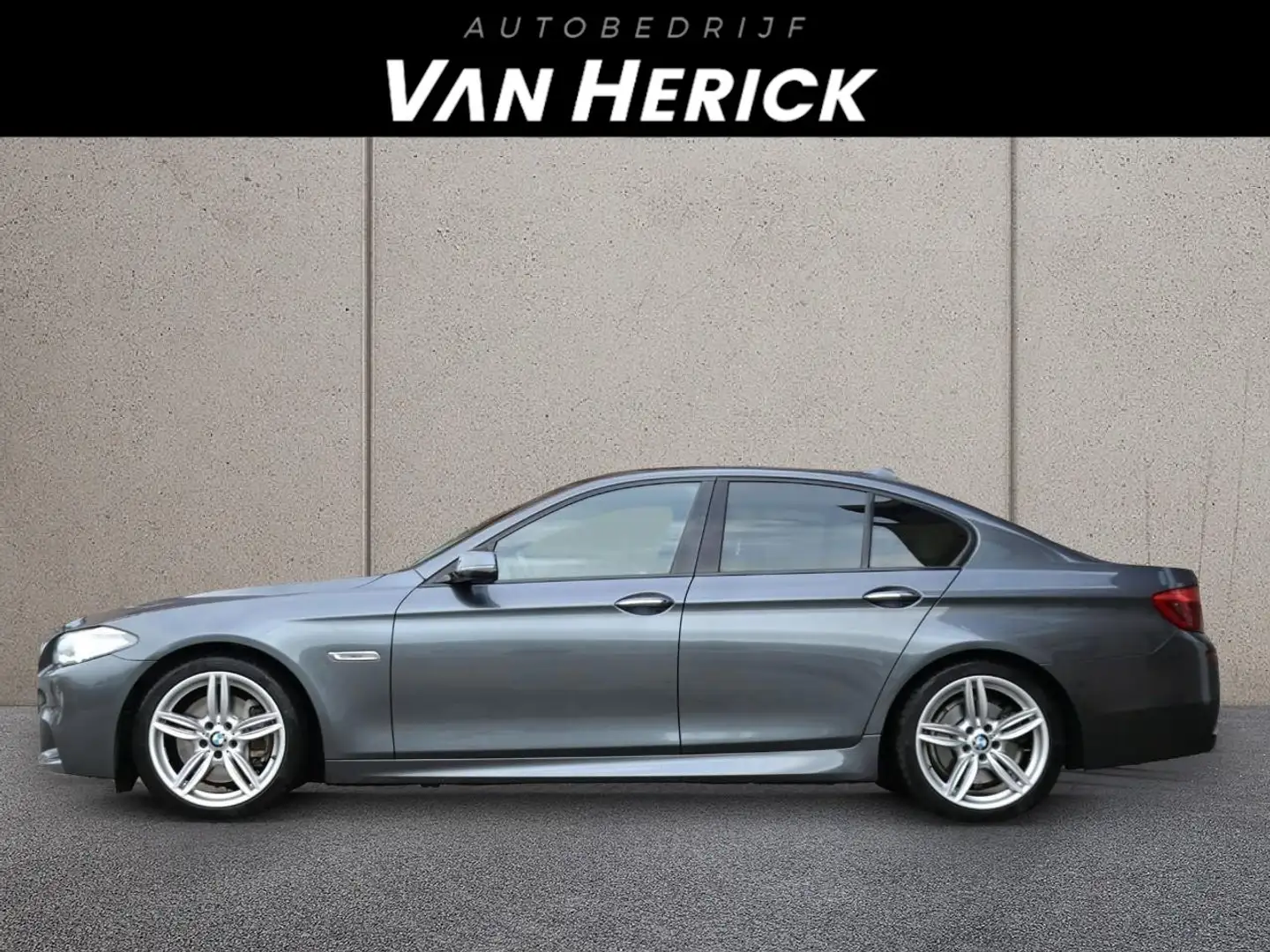 BMW 528 5-serie 528i M Sport Edition High Executive | Pano Grau - 2