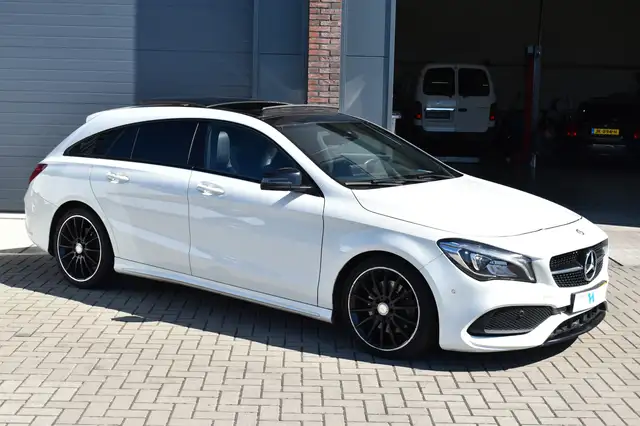 Mercedes-Benz CLA 220 Shooting Brake d 4-Matic Prestige AMG Pano H/K