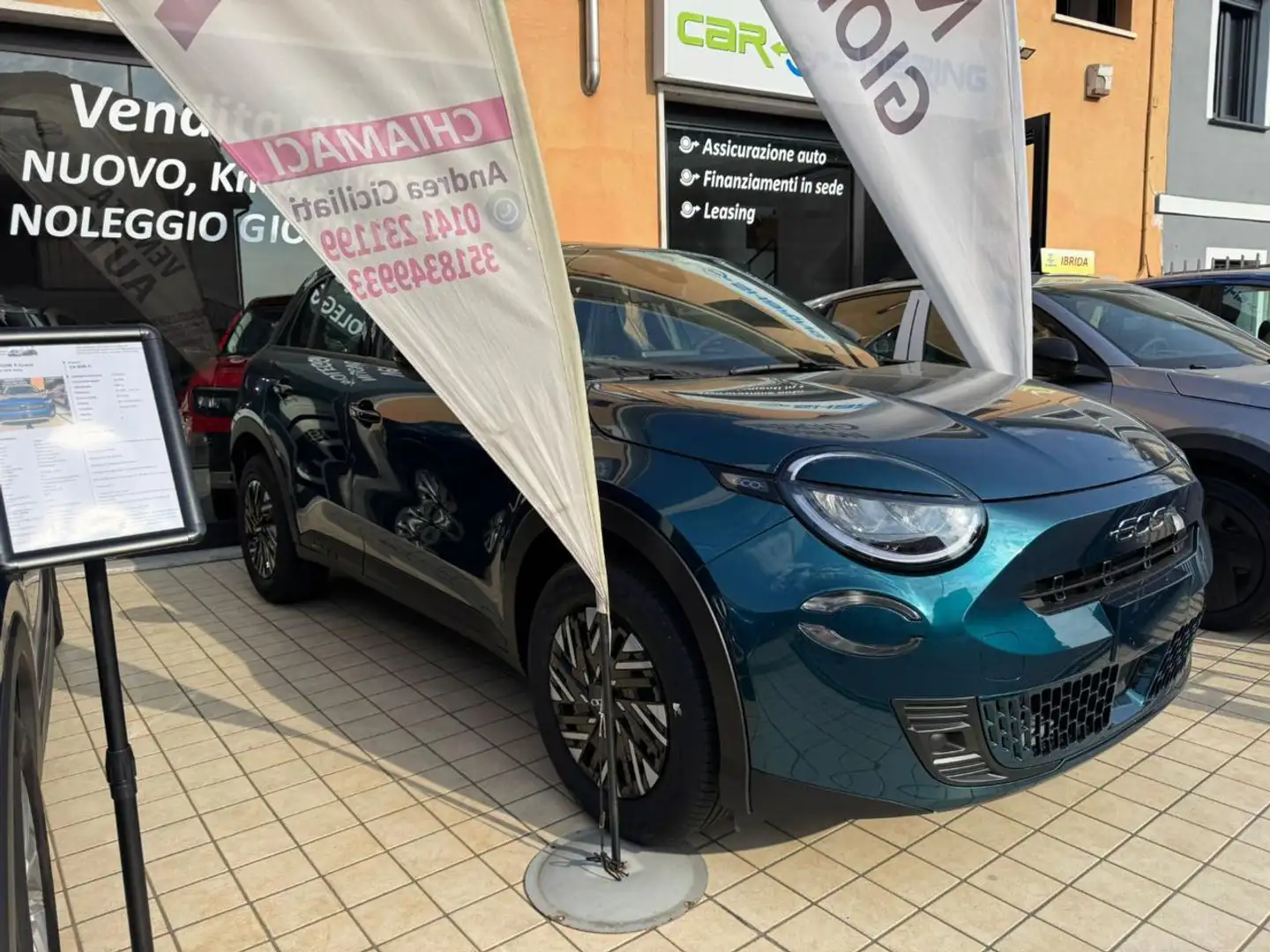 Fiat 600 Hybrid 110 CV DCT MHEV Business Verde - 2